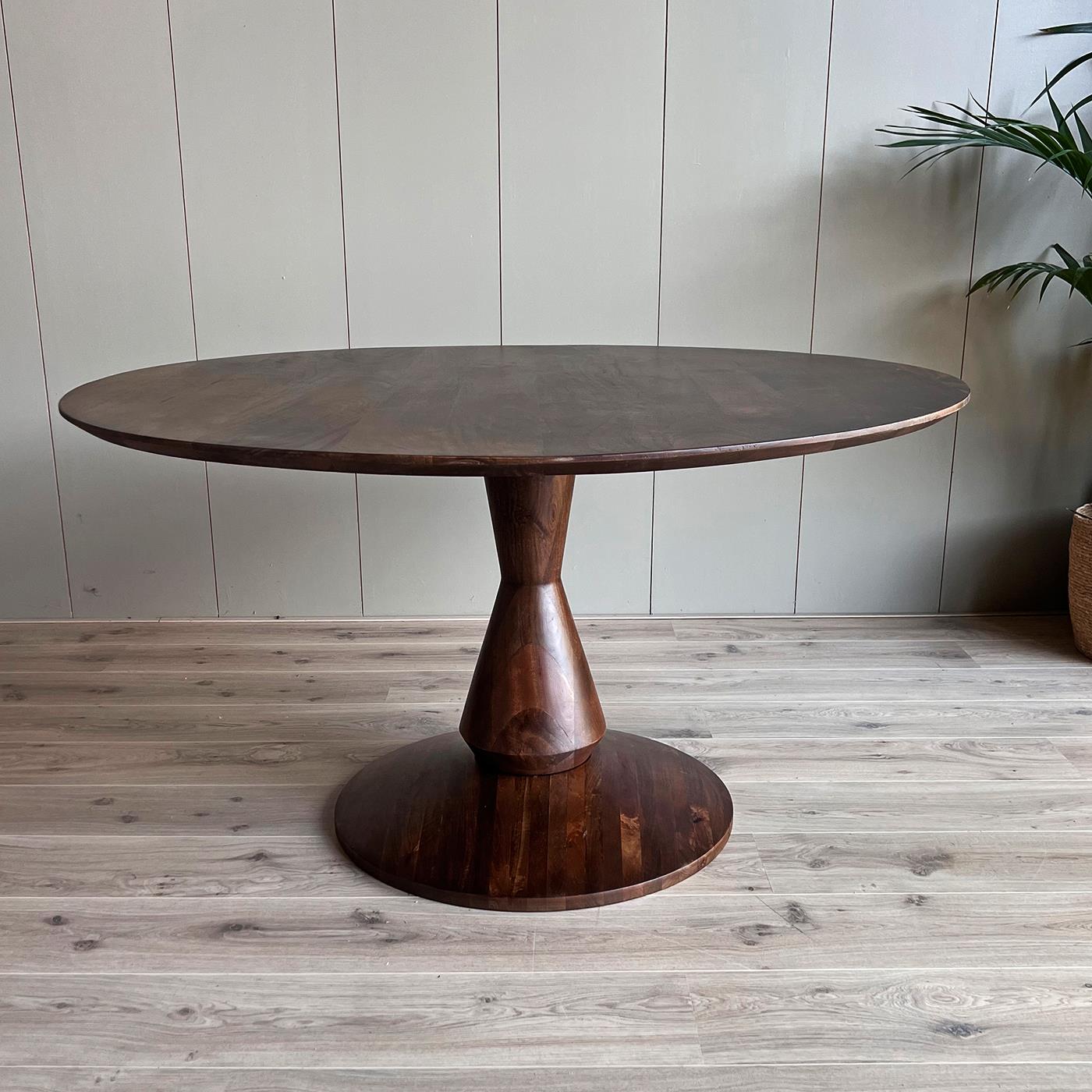 Old Inn - Eetkamertafel Mango Rond Walnoot 150cm