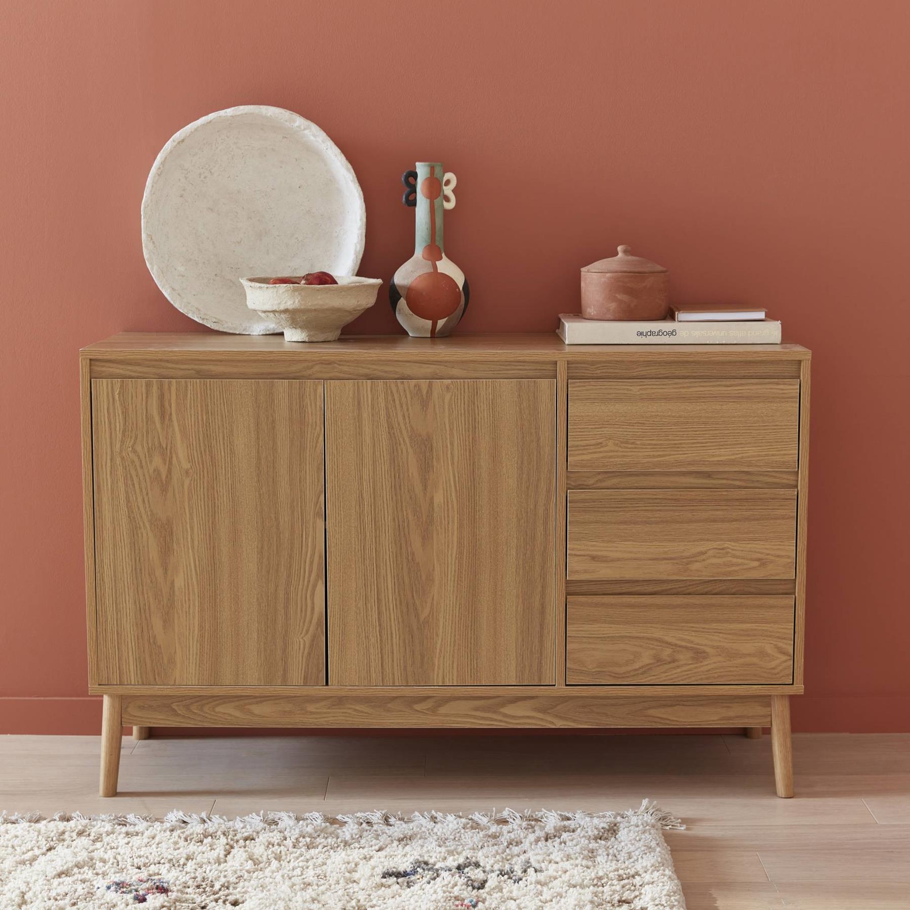 sweeek - Houten dressoir 2 deuren en 3 lades