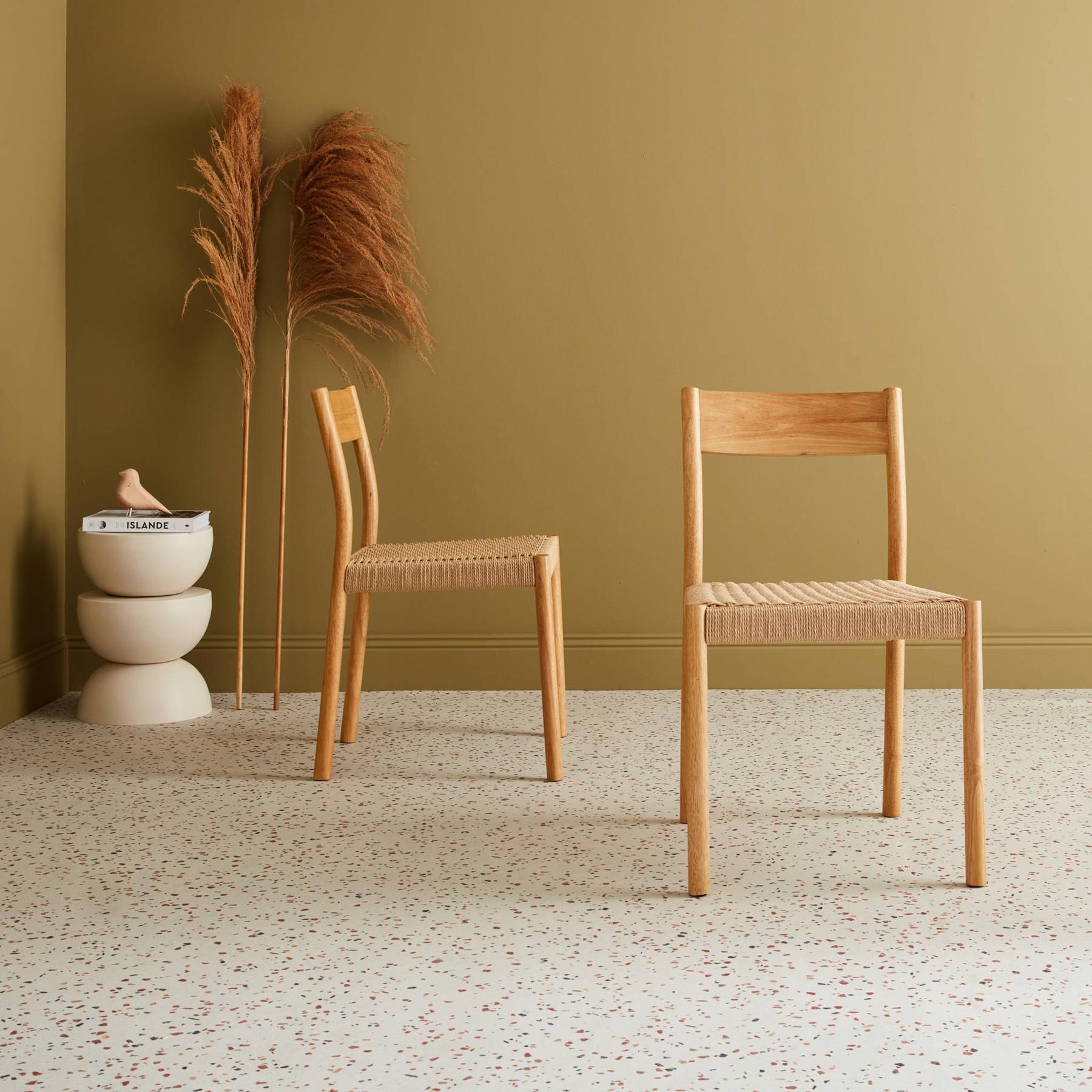 sweeek - Houten stoel en touw (set van 2)
