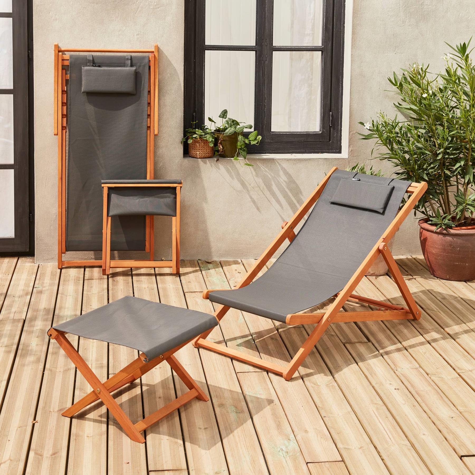 sweeek - 2x houten strandstoelen met voetenbank