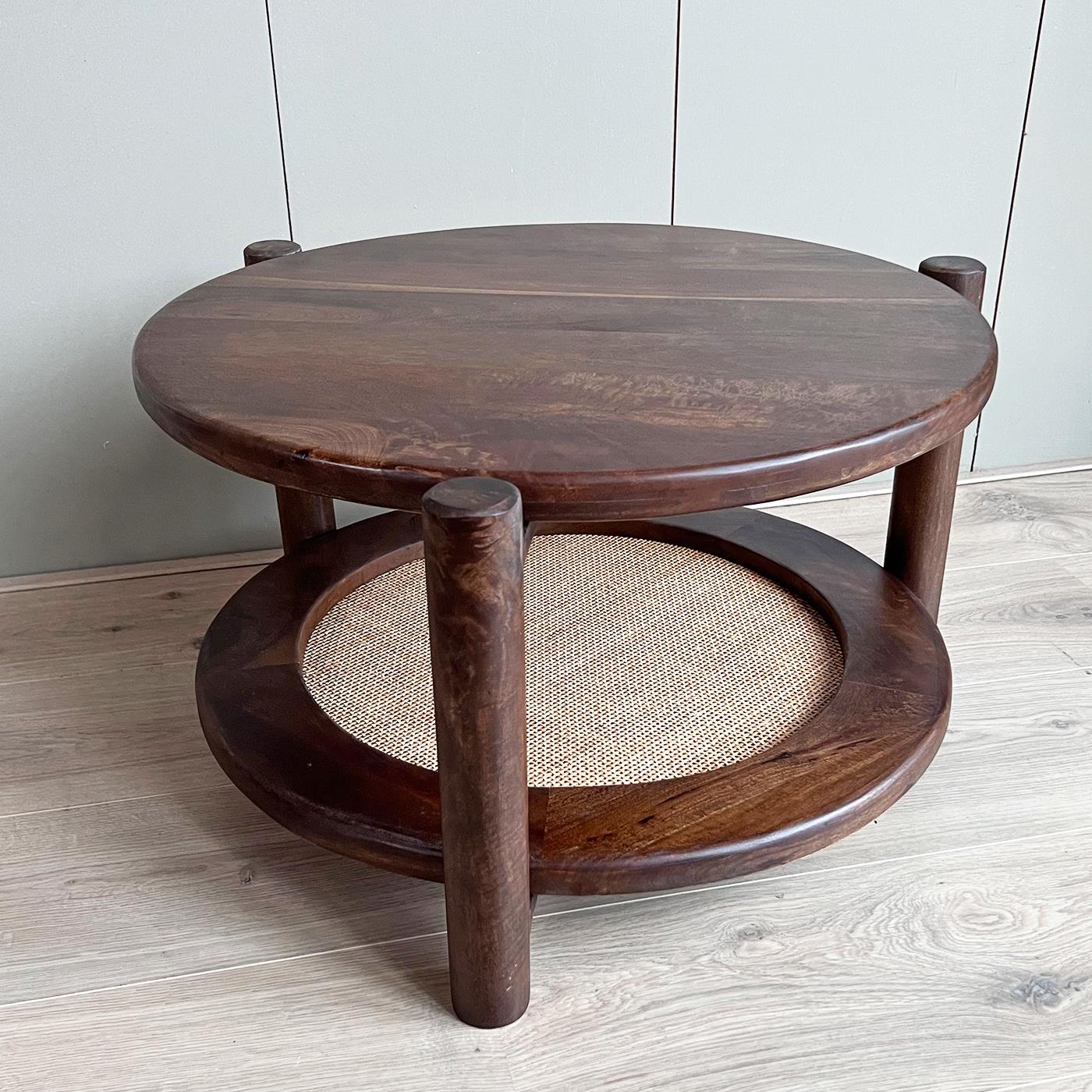 Old Inn - Mango salontafel walnoot met rotan rond 75 cm