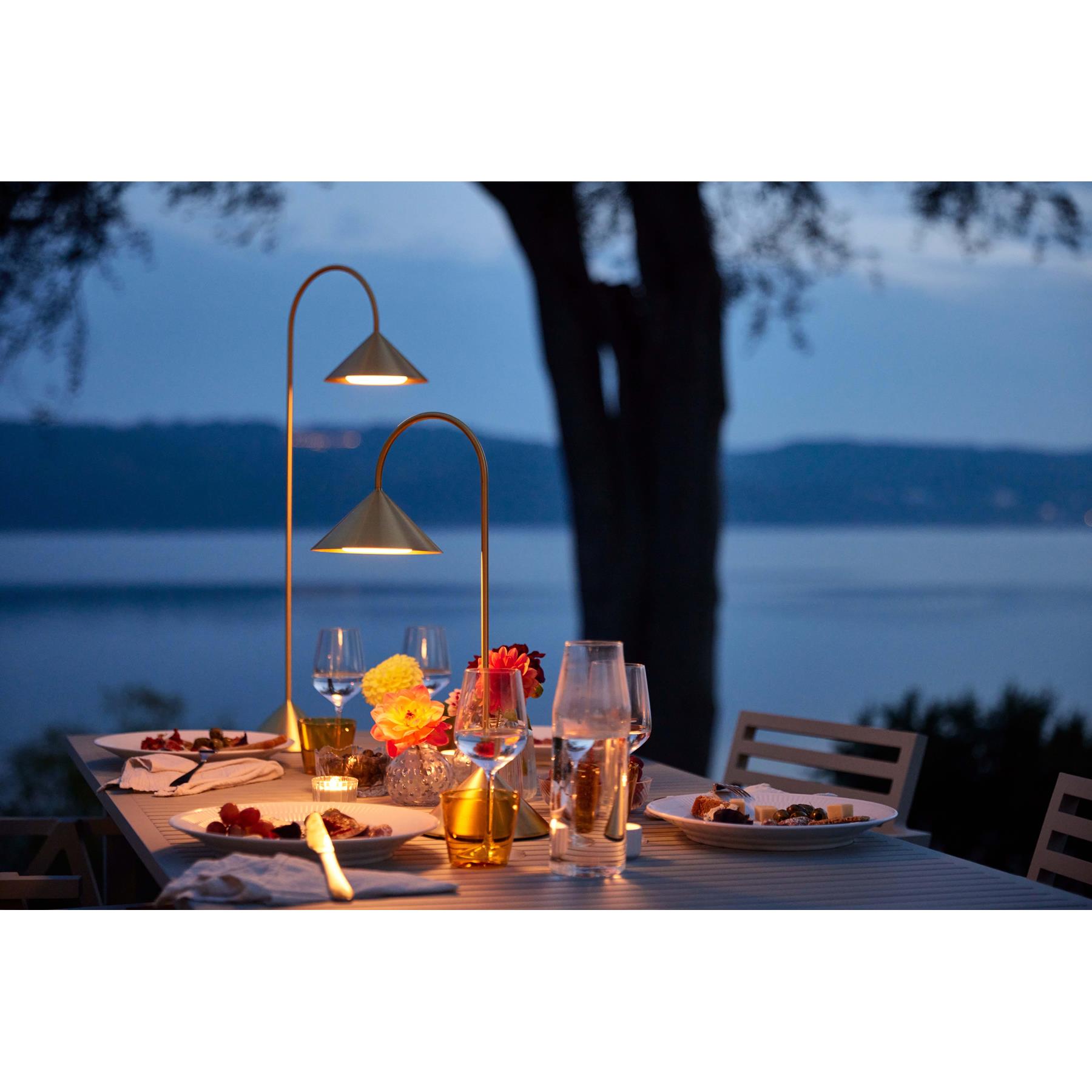 Frandsen Grasp tafellamp H72 LED oplaadbaar matt white