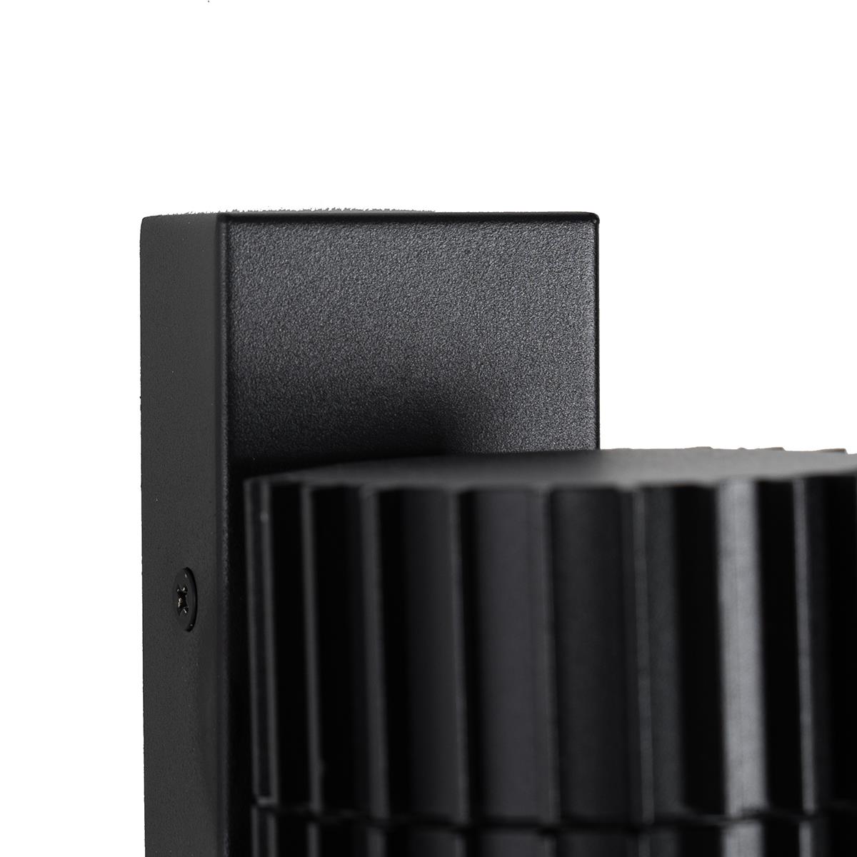 QAZQA Design buiten wandlamp zwart IP44 - Boris