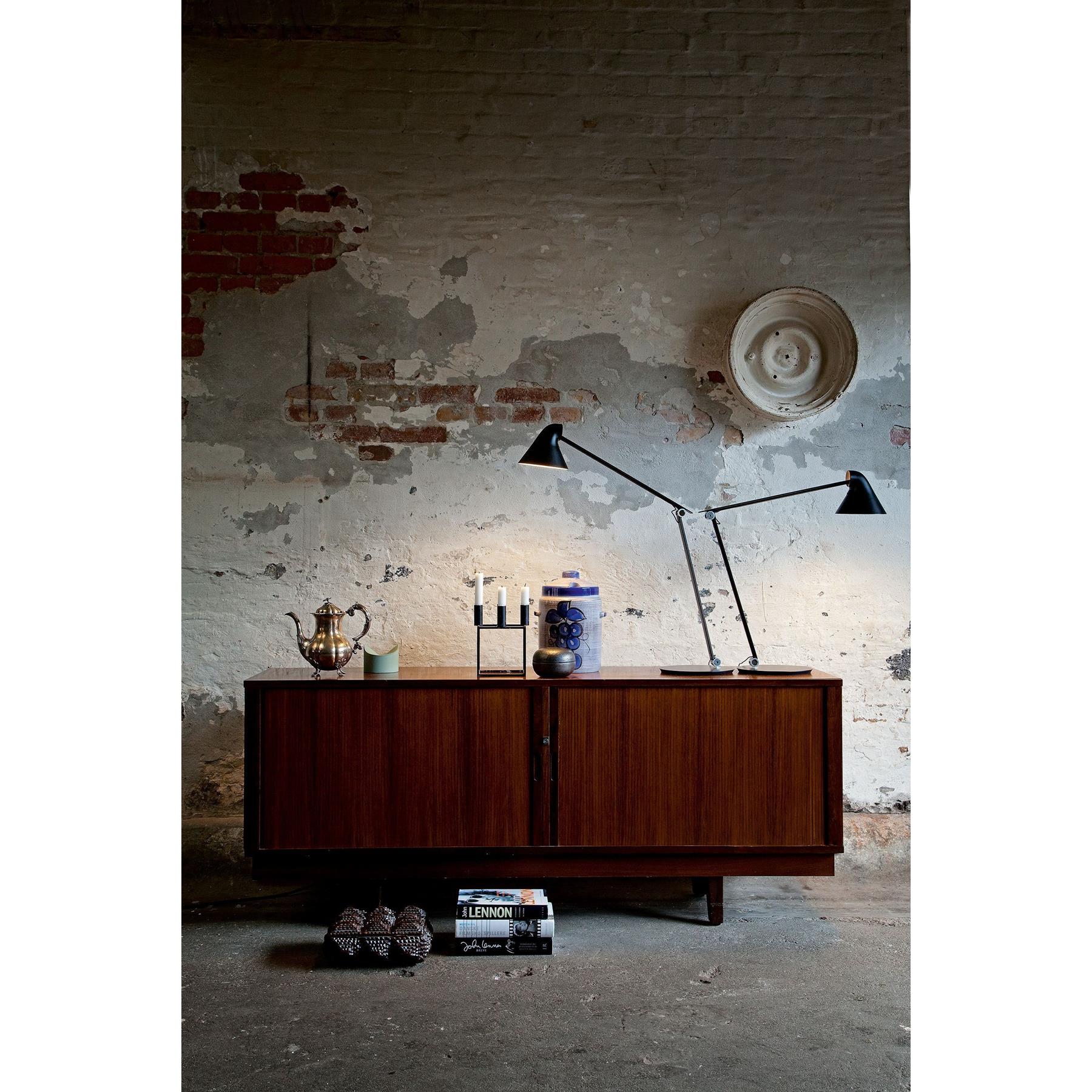 Louis Poulsen NJP bureaulamp LED 2700K lichtgrijs