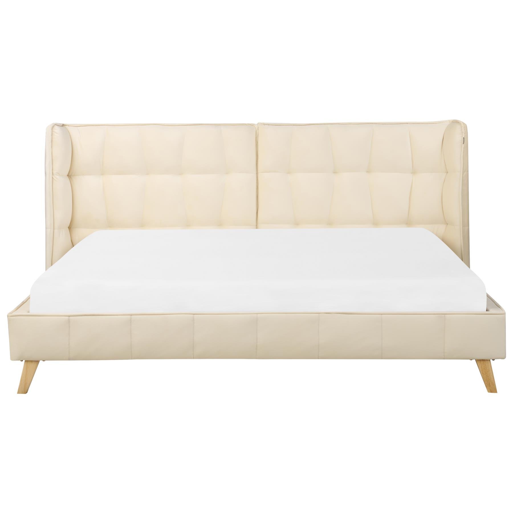 Beliani - SENLIS - Tweepersoonsbed - Beige - 180 x 200 cm - Fluweel