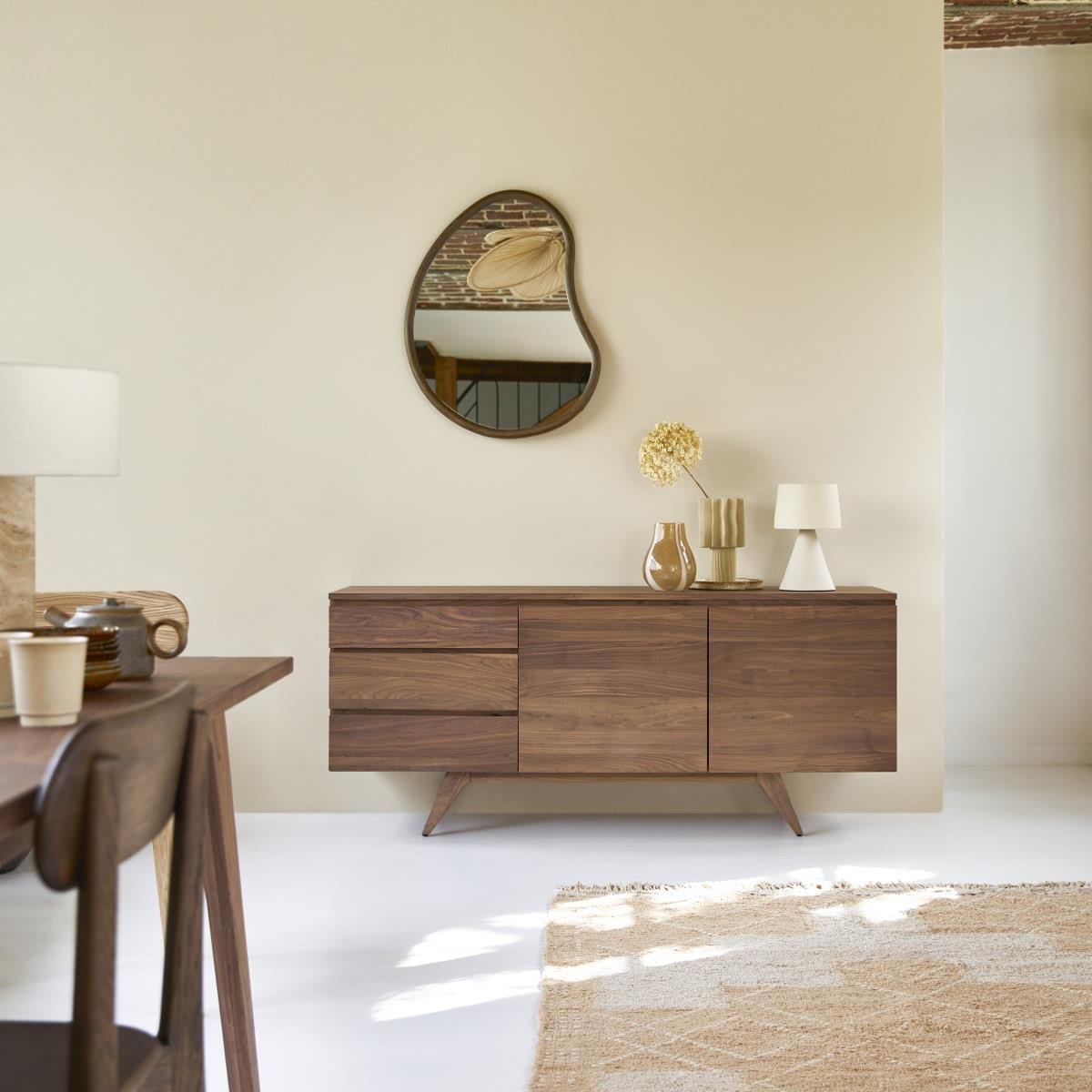 Tikamoon - Esmée - Massief notenhouten buffet 180 cm