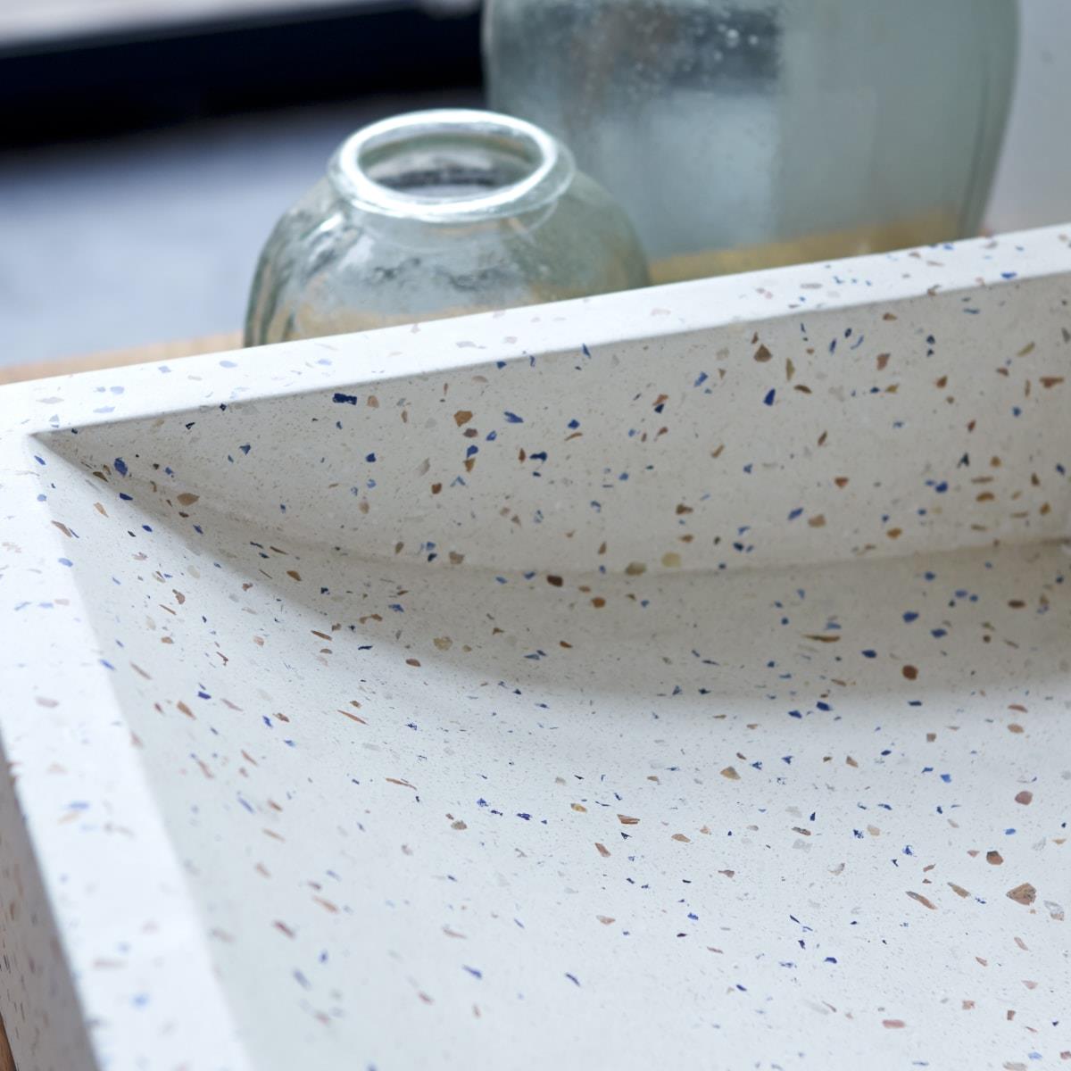 Tikamoon - Pegase - Wastafel van terrazzo confetti
