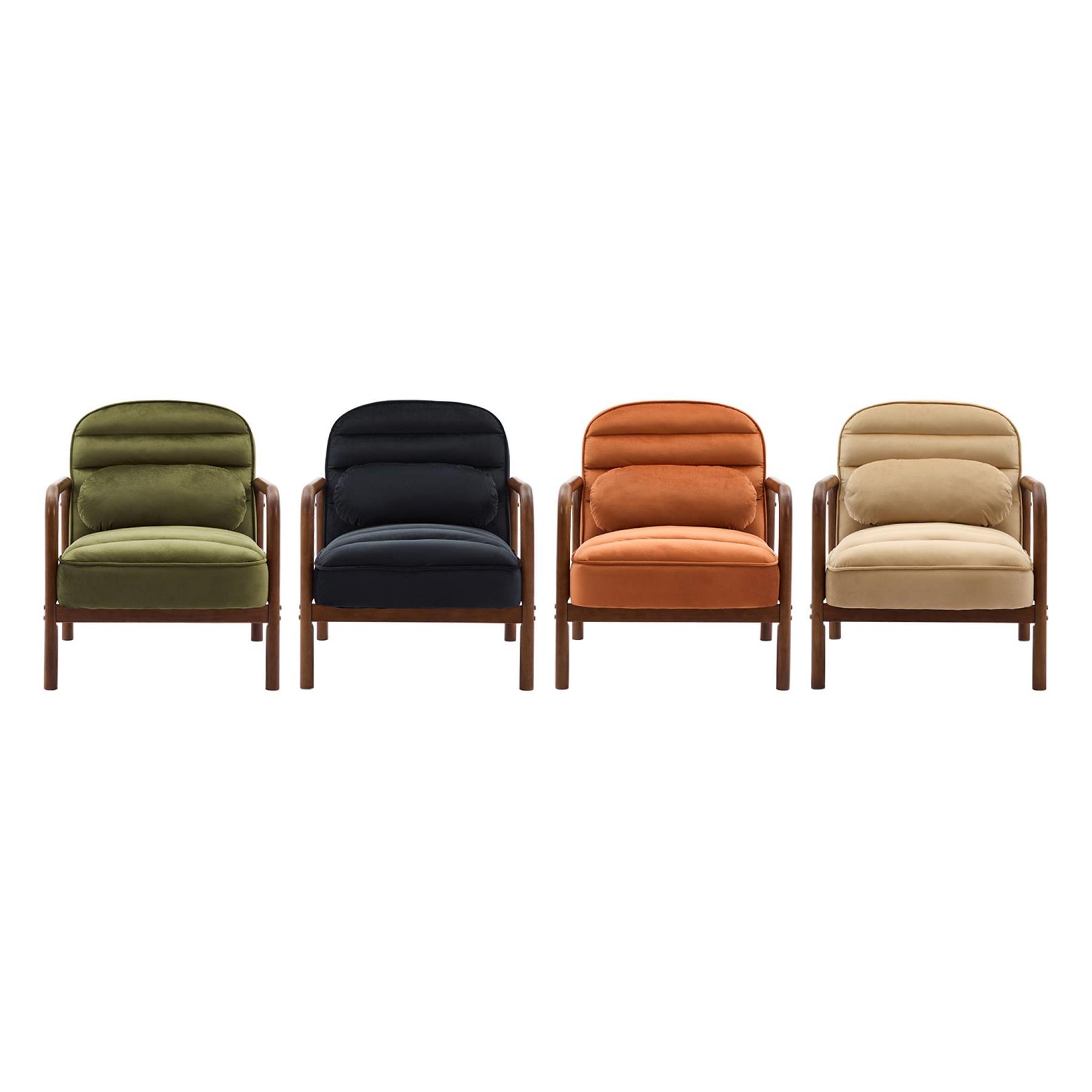 sweeek - Scandinavische fauteuil in met walnoot gebeitst heveahout en