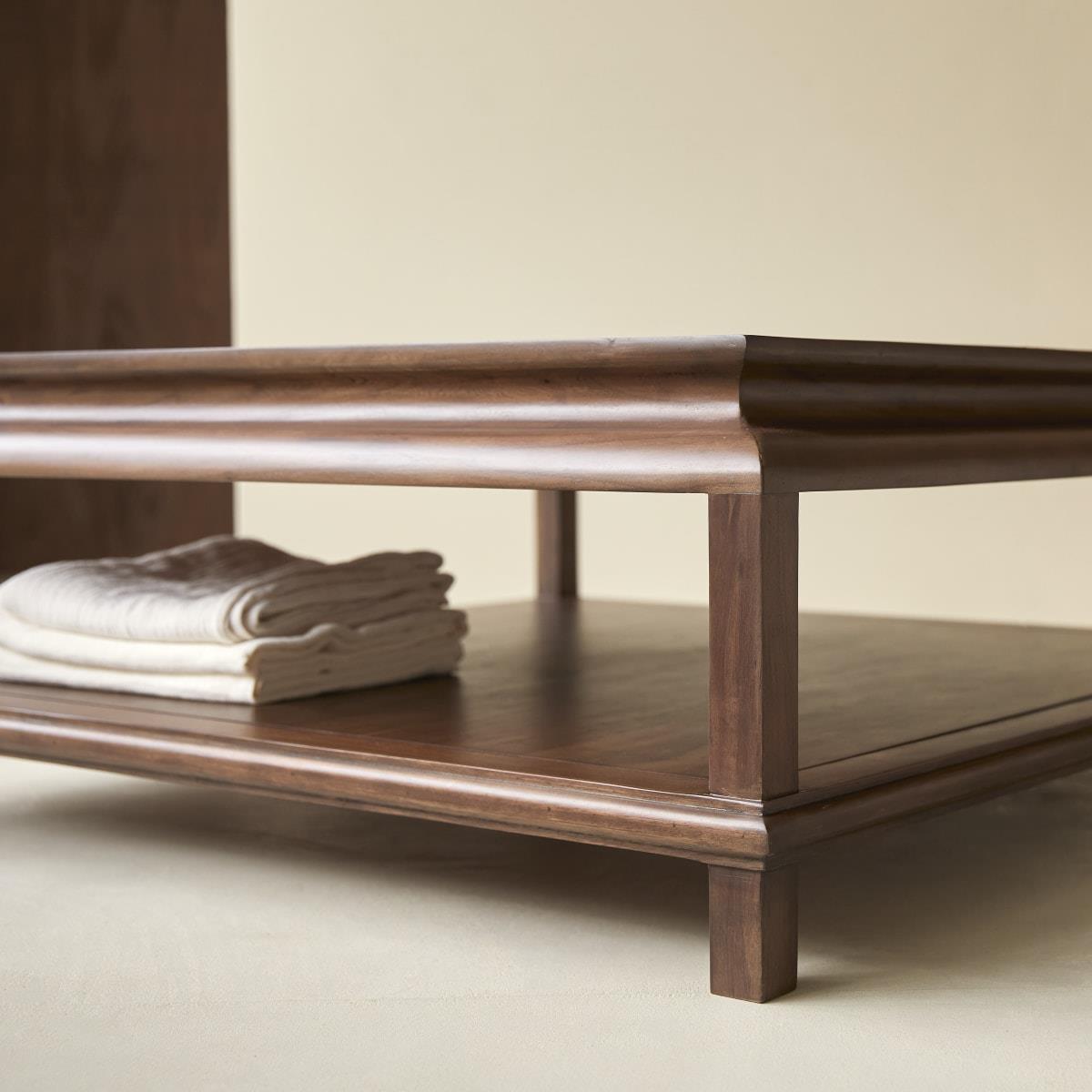 Tikamoon - Vierkante salontafel van massief acacia 103 cm Achille