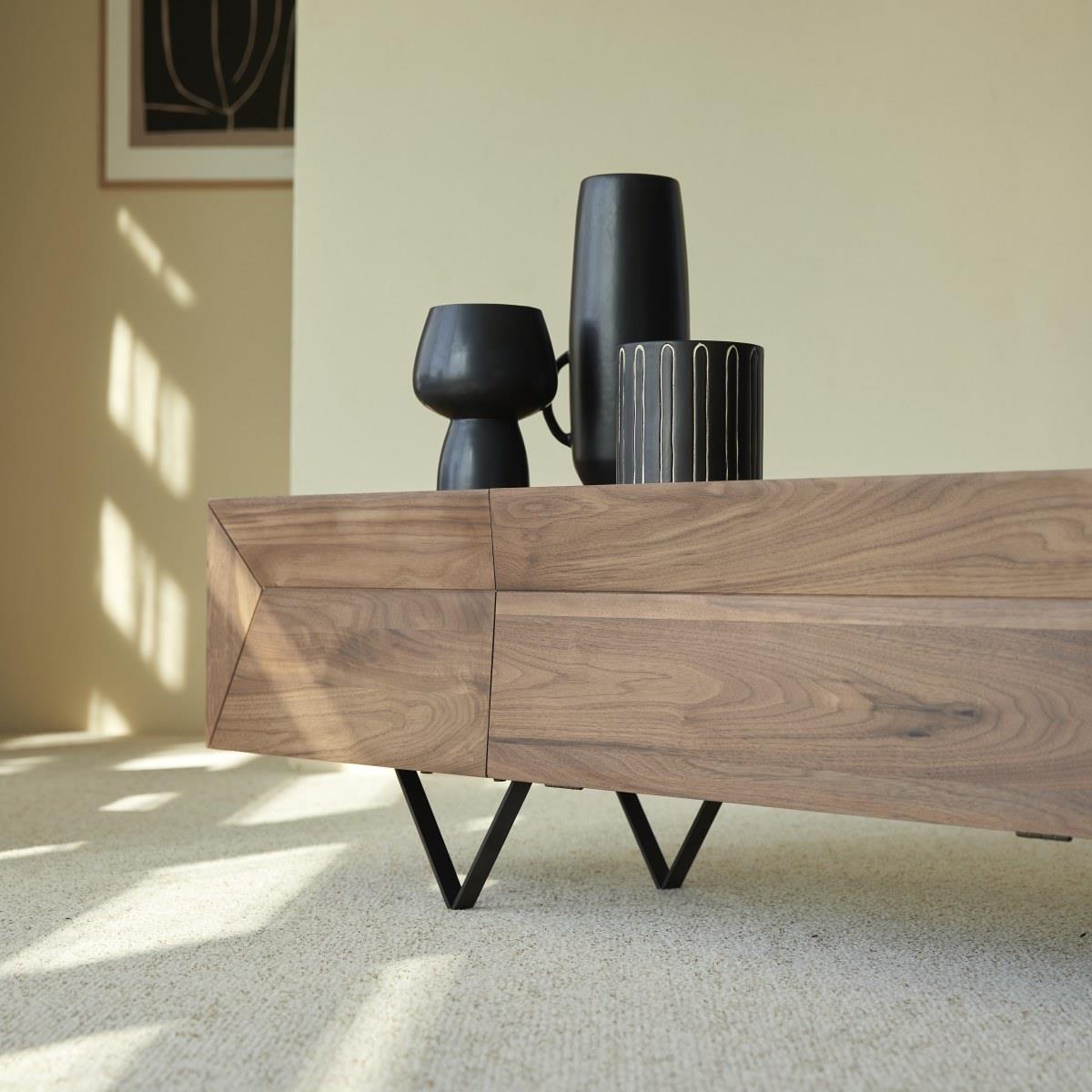 Tikamoon - Metric - Tv-meubel van massief notenhout 175 cm