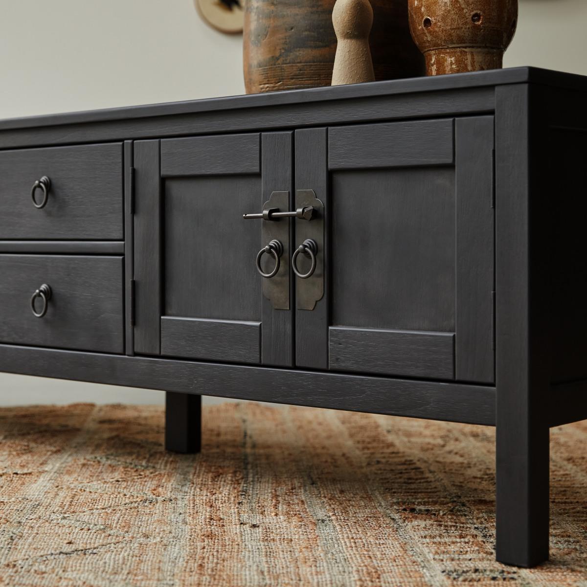 Tikamoon - Thaki Black - Massief grenen tv-meubel 170 cm