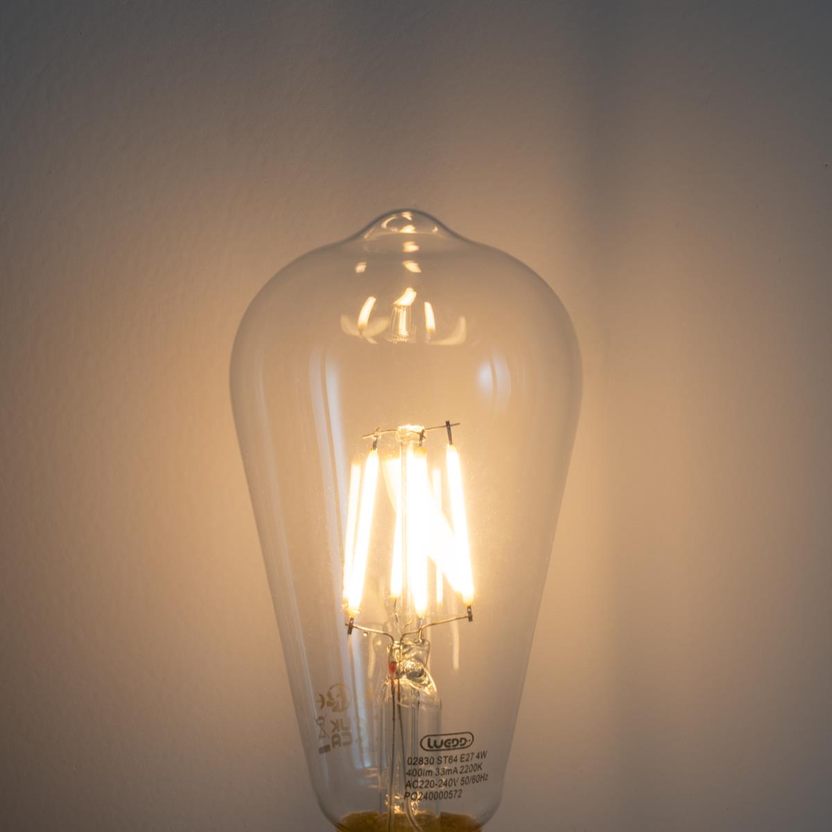 LUEDD E27 LED lamp A60 lux sensor 4W 400 lm 2200K