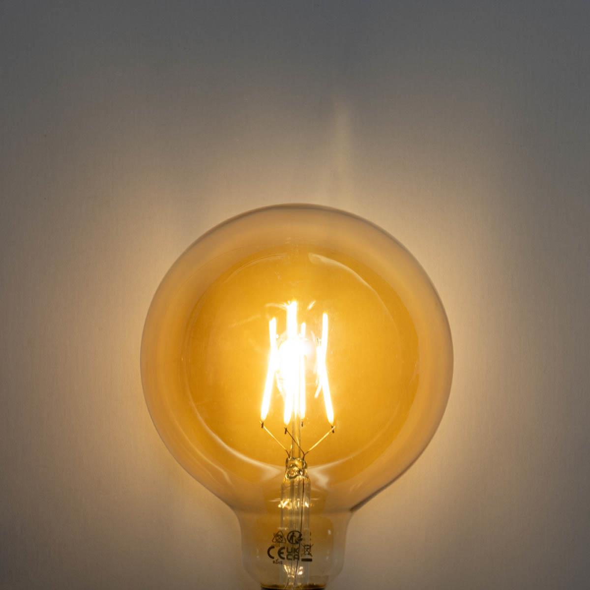 LUEDD E27 3-staps dimbaar LED goud G125 4W 450 lm 2700K