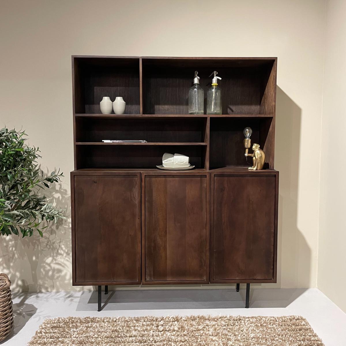 Livingfurn - Buffetkast Bruin Mangohout - 135x45x170cm - Elan