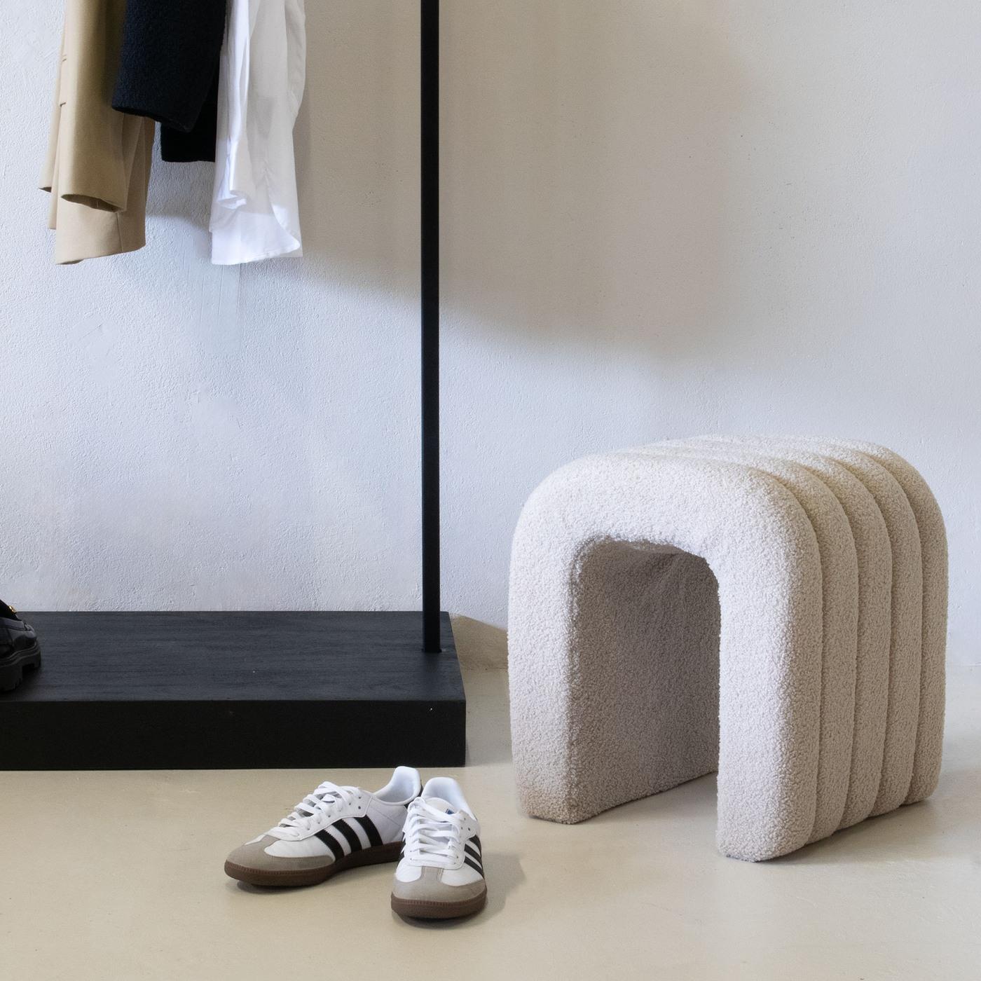 Giga Meubel - Poef Bouclé Taupe - Zithoogte 45cm - Japandi - Sera