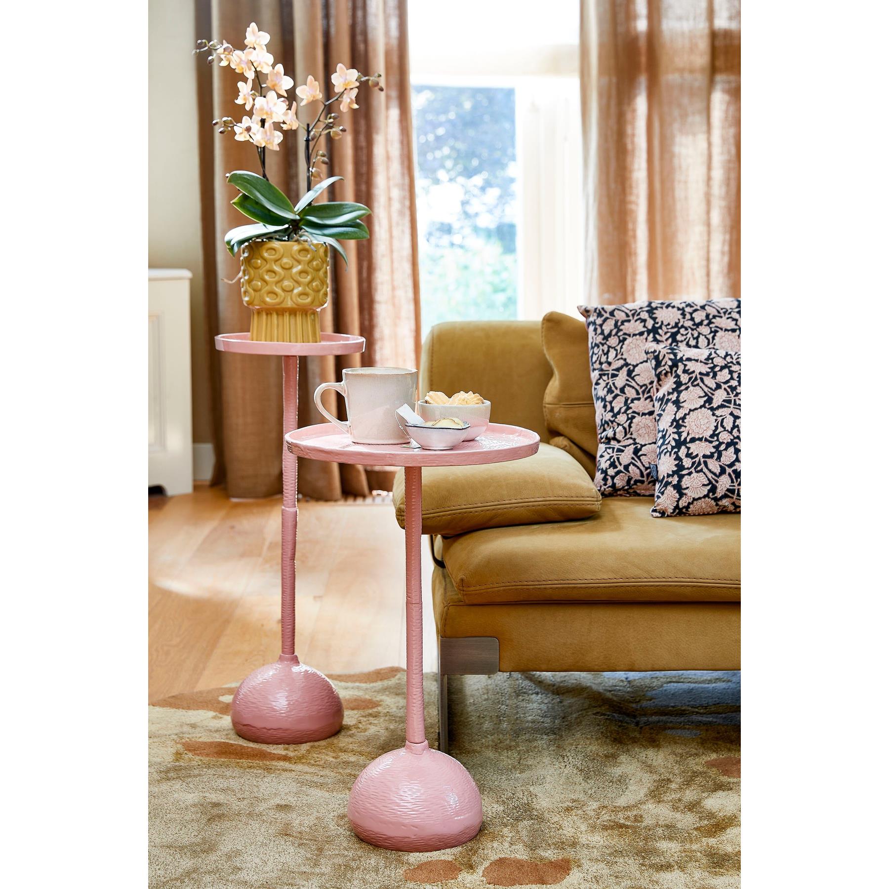 Mica Decorations Colin Bijzettafel - H58 x Ø34 cm - 100% FSC - Roze