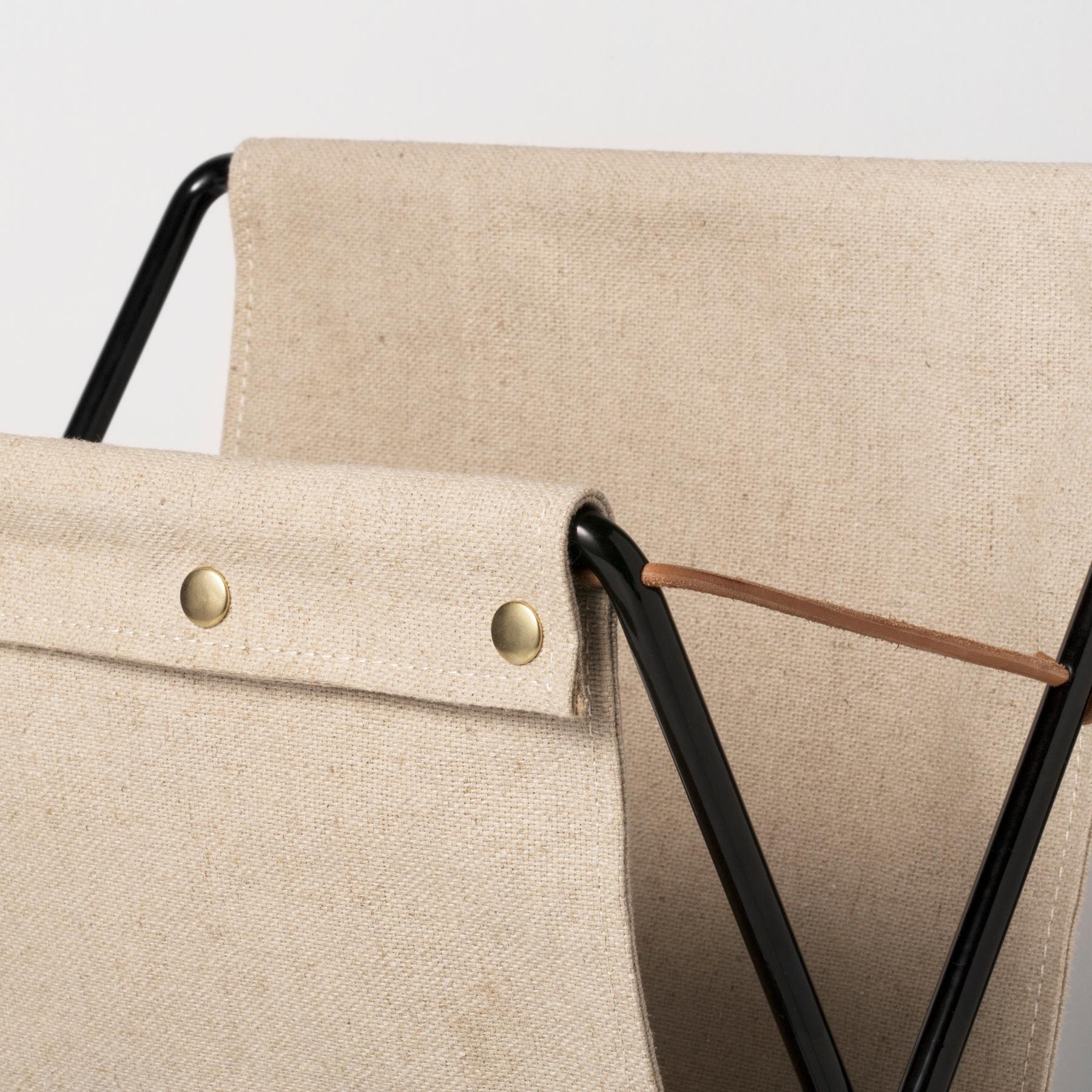 ferm LIVING Herman Tijdschriftenrek