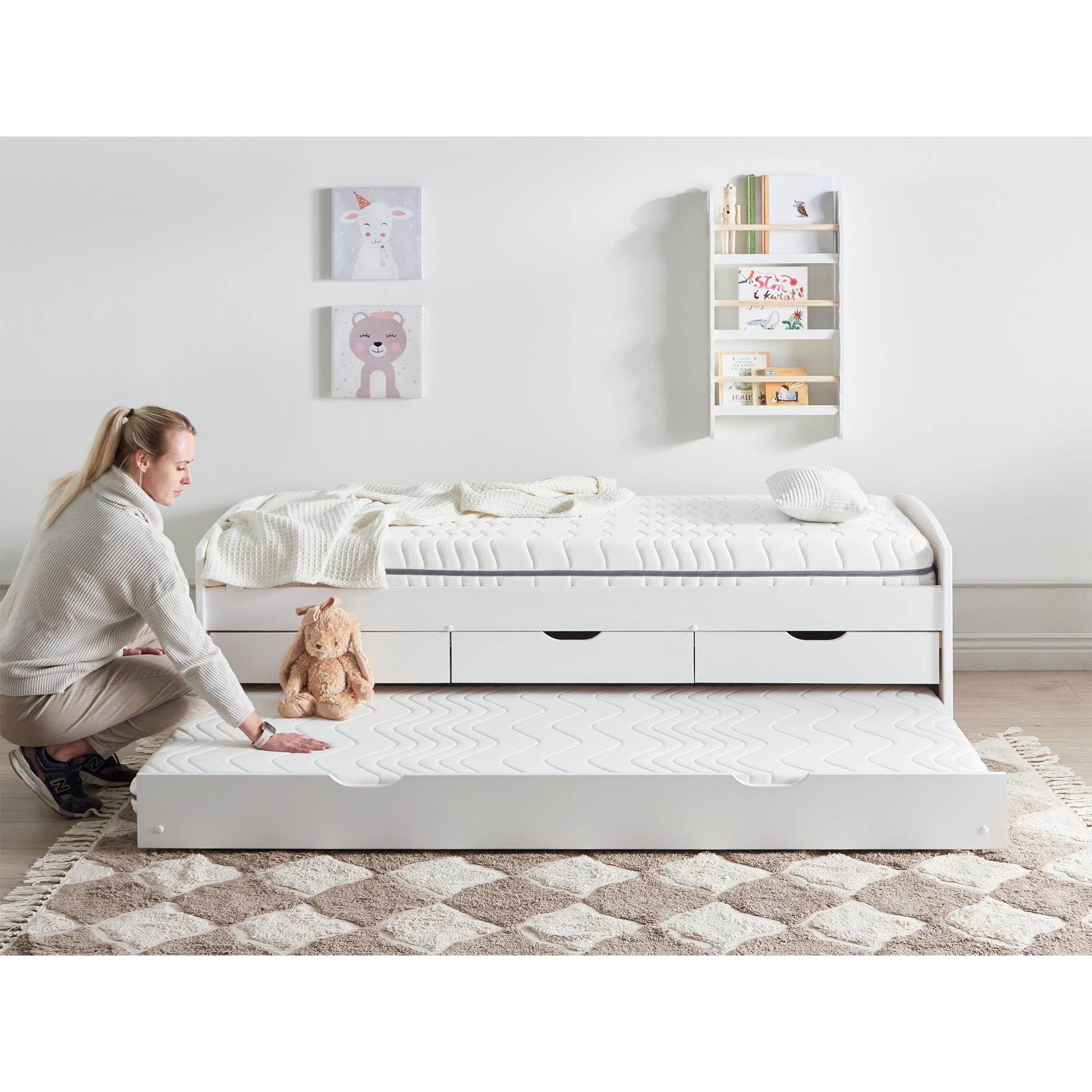 Beliani - PETITE - Schuimmatras - Wit - 90 x 200 cm - Polyester