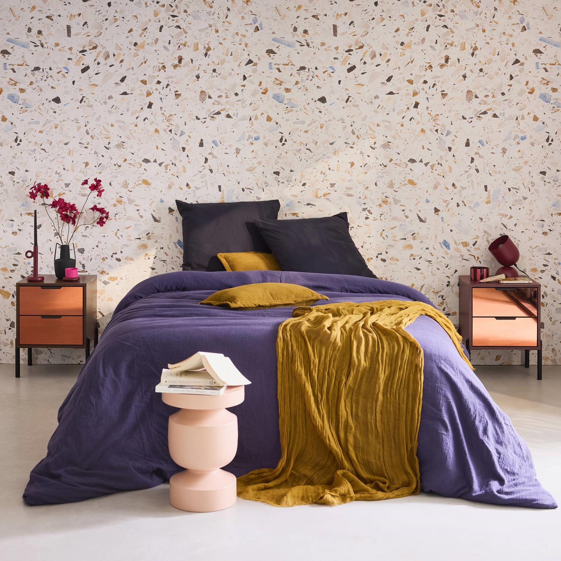 sweeek - Vintage nachtkastje met 2 laden, houteffect en rookkleurig