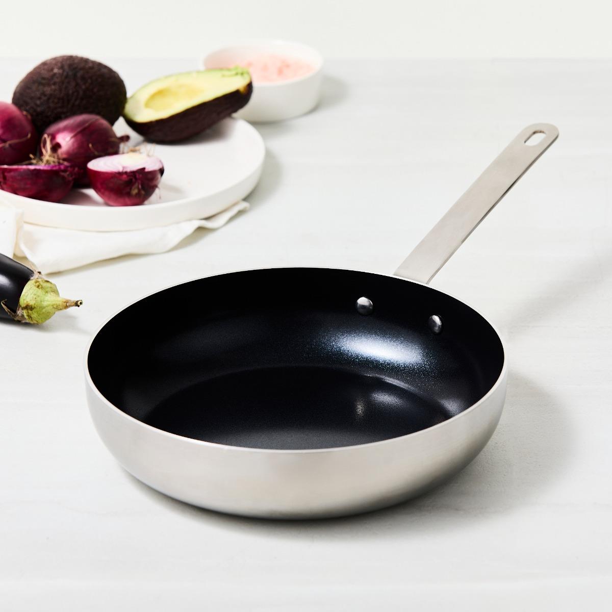 Soenil by ISENVI - Keramische koekenpan 24 CM - RVS greep