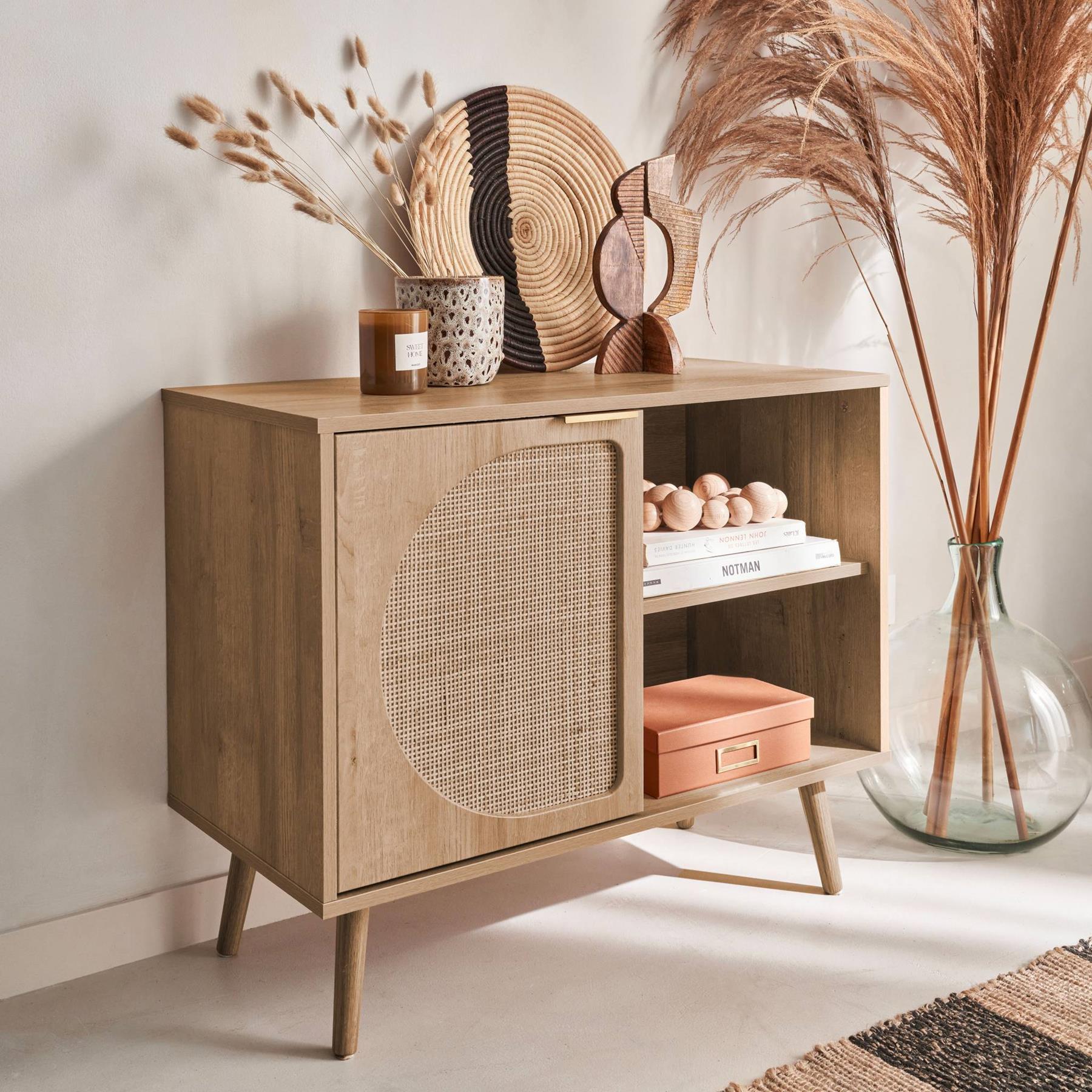 sweeek - Scandinavisch dressoir, hout en rond rietdecor, 1 deur 80cm