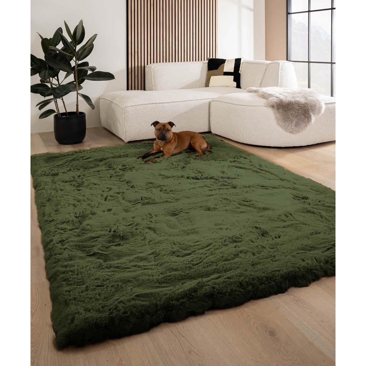 Tapeso Fluffy vloerkleed - Comfy Deluxe olijfgroen - 70x140 cm