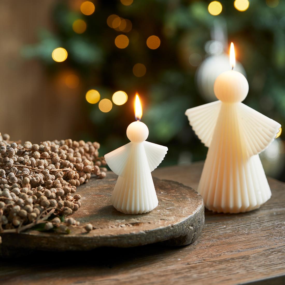 Riviera Maison - Angel Candle S - Paraffine - Wit - 8.0x5.5x10.0 cm