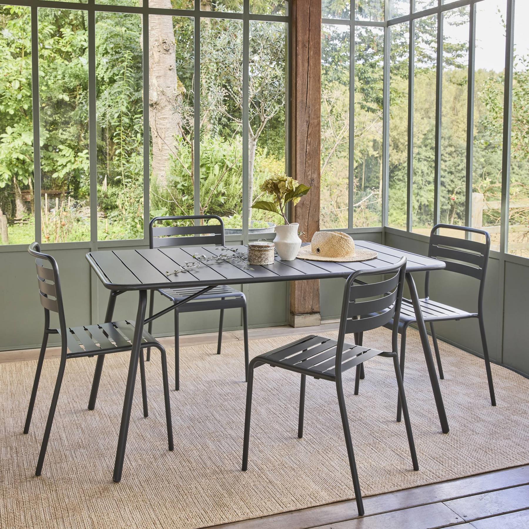 sweeek - 4-persoons metalen opvouwbare tuintafel