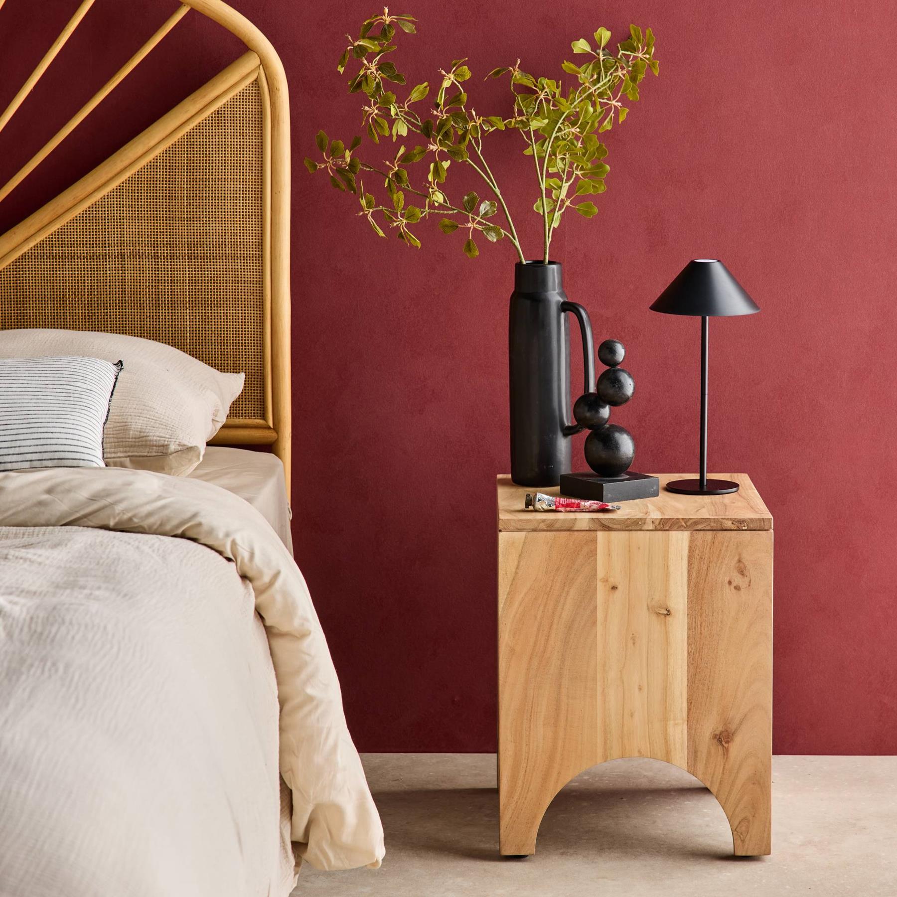 sweeek - Acacia houten bijzettafel, nachtkastje
