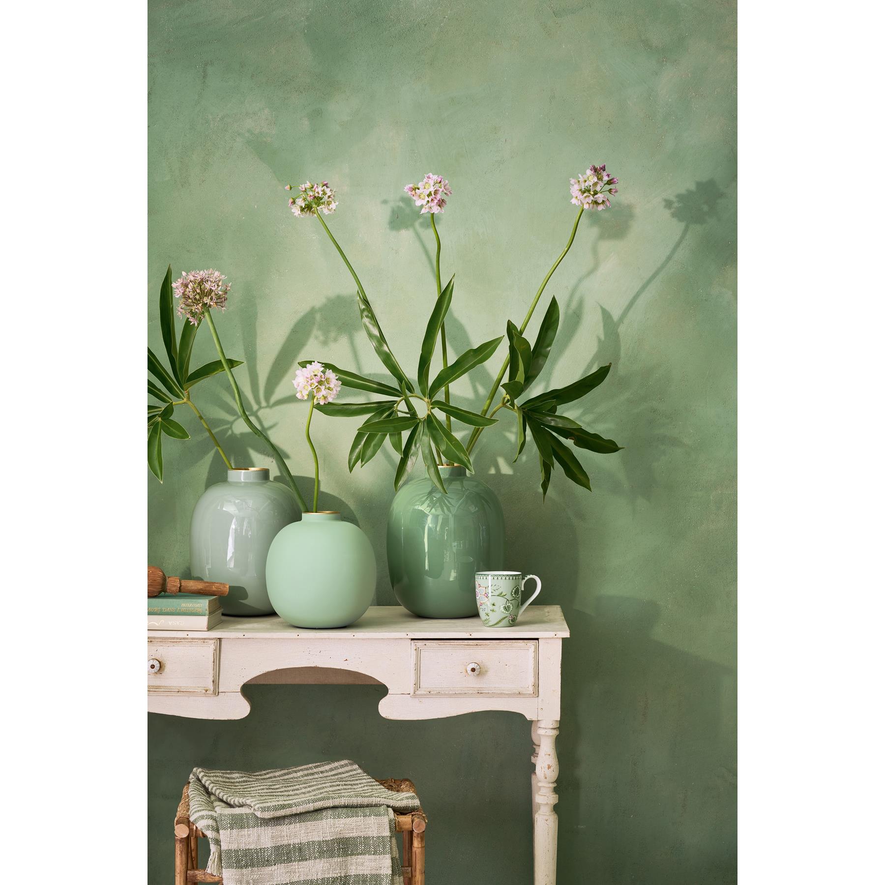 Pip Studio - Flower vase - Green vase - Metal - 23cm