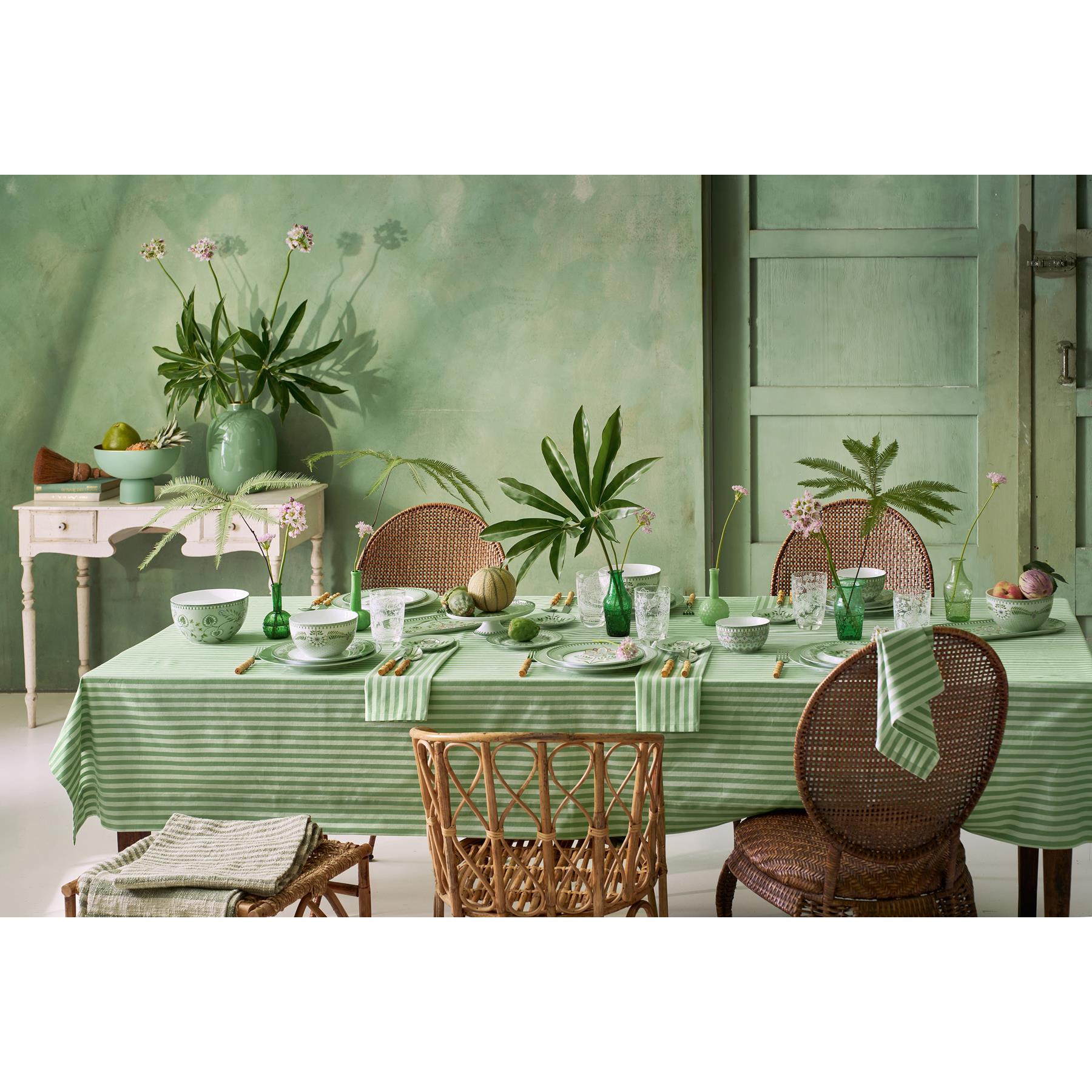 Pip Studio - Flower vase - Green vase - Metal - 23cm
