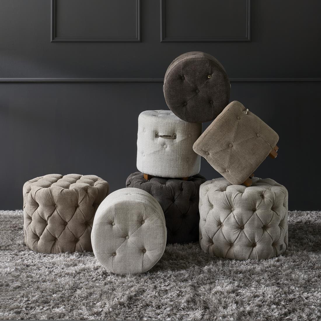 Riviera Maison - Bowery Footstool Antique White - Antiek Wit
