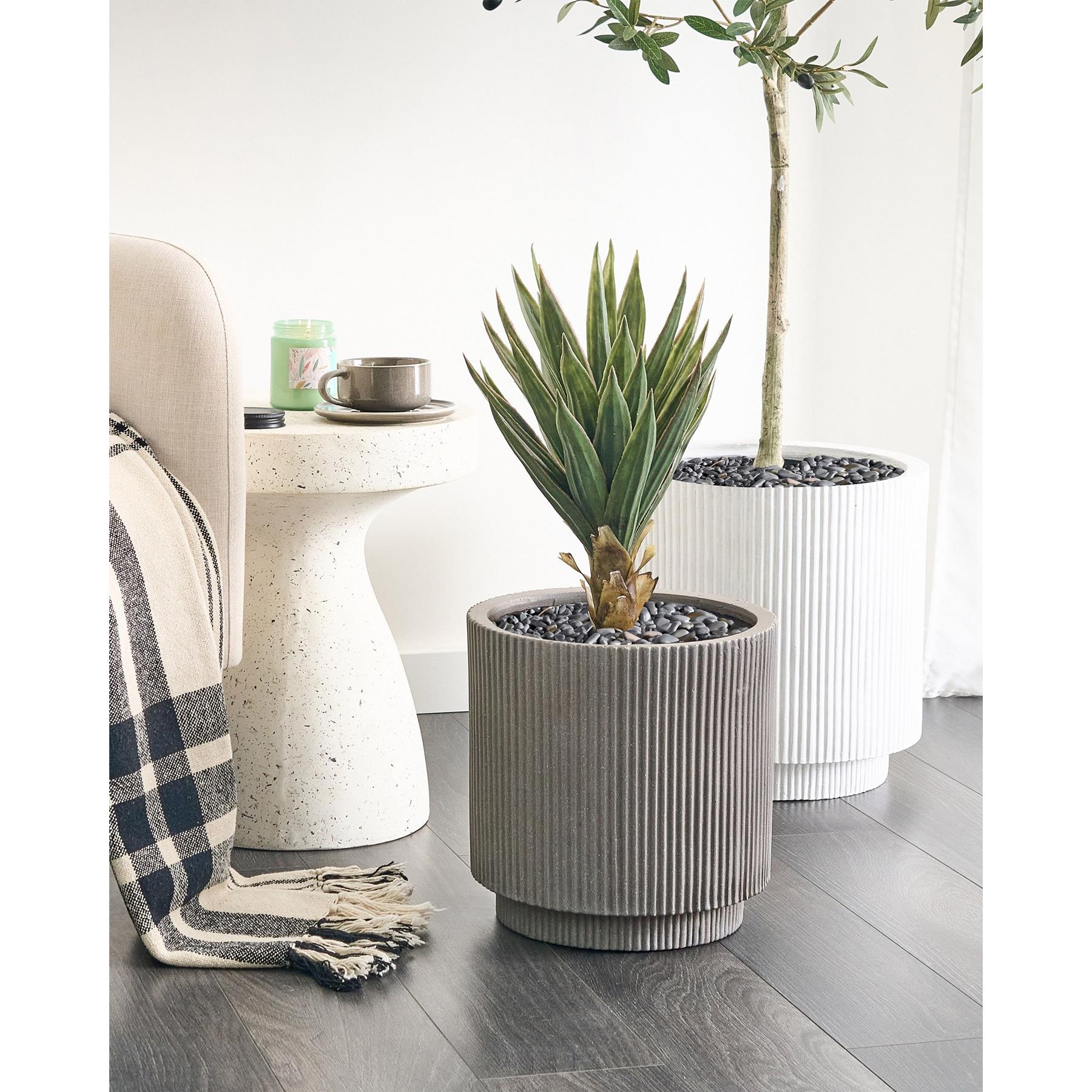 Beliani - DARIA - Bloempot - Taupe - Kleivezels