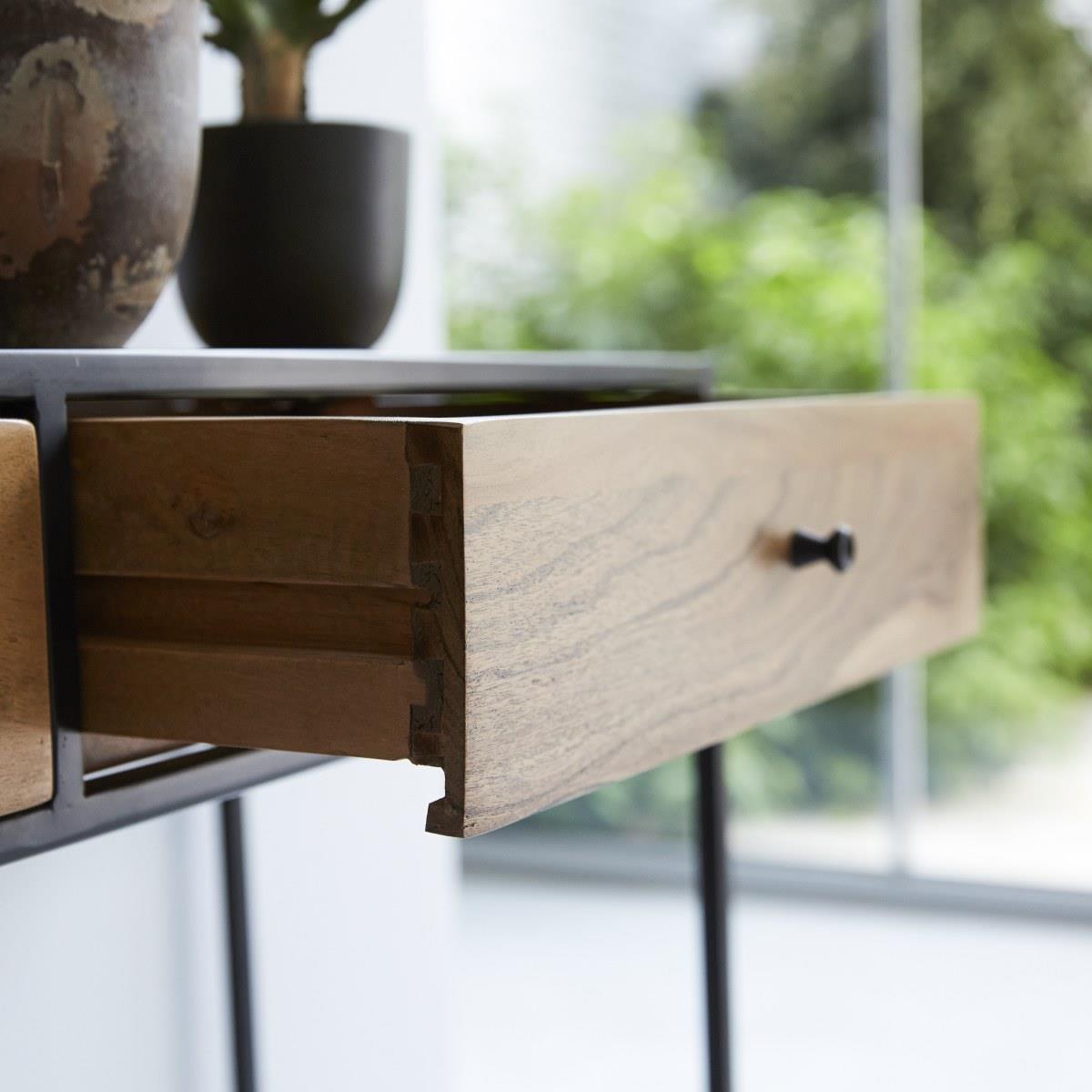 Tikamoon - Agra - Massief acacia en metalen bijzettafel