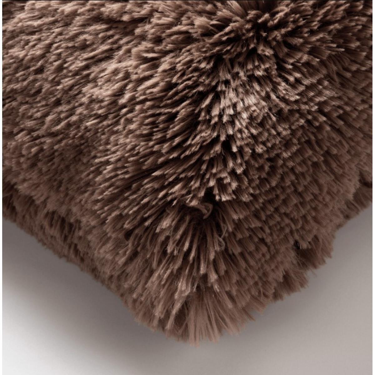 Dutch Decor sierkussen FLUFFY - 45x45 cm Chocolate Martini