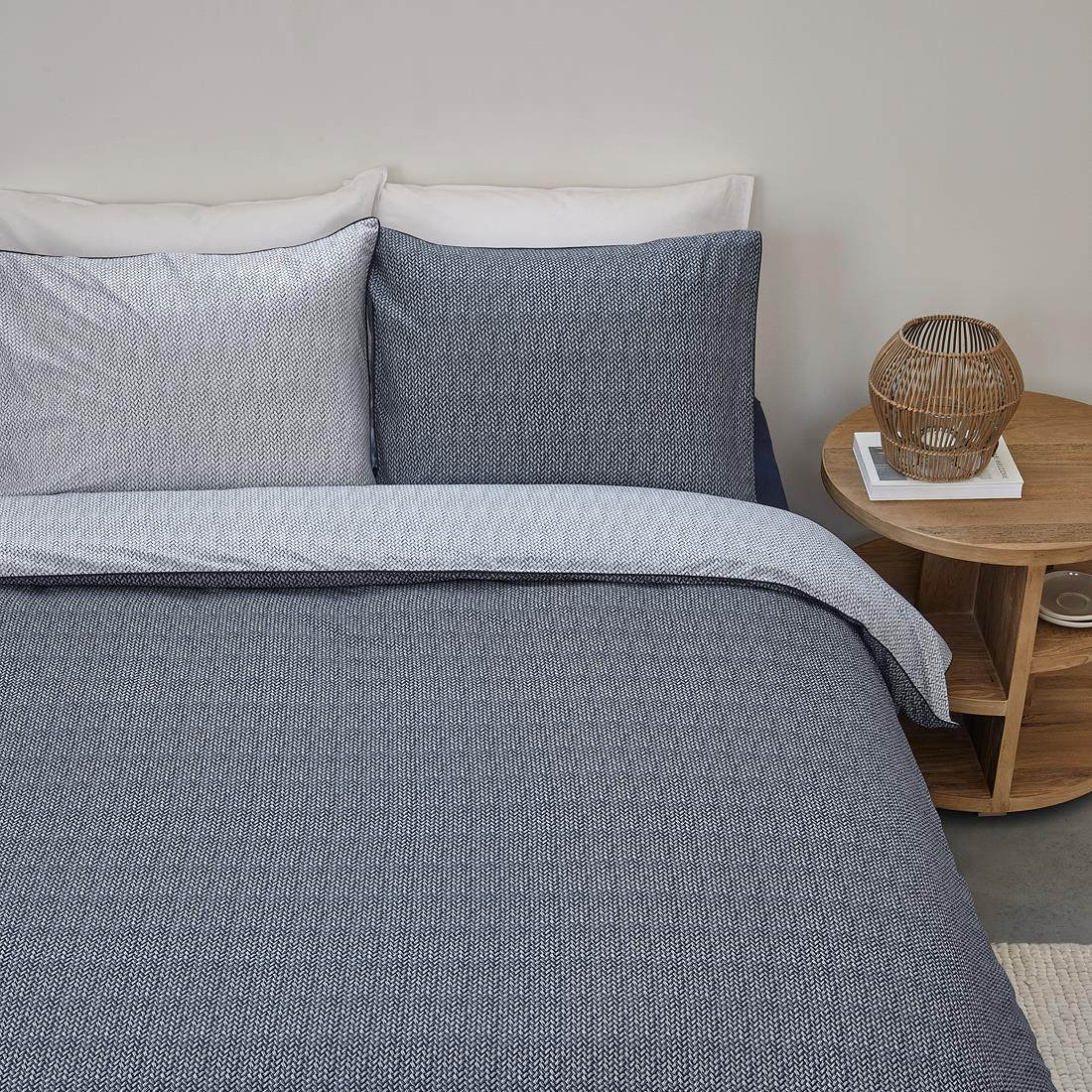 Riviera Maison - RM Twisted blue 60x70 - Blauw