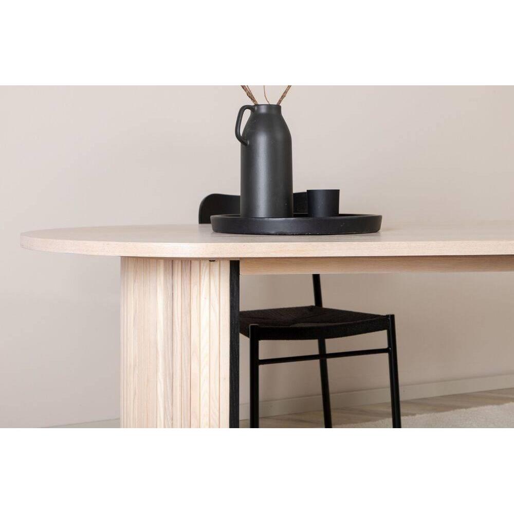 NADUVI Collection Eettafel Gratham