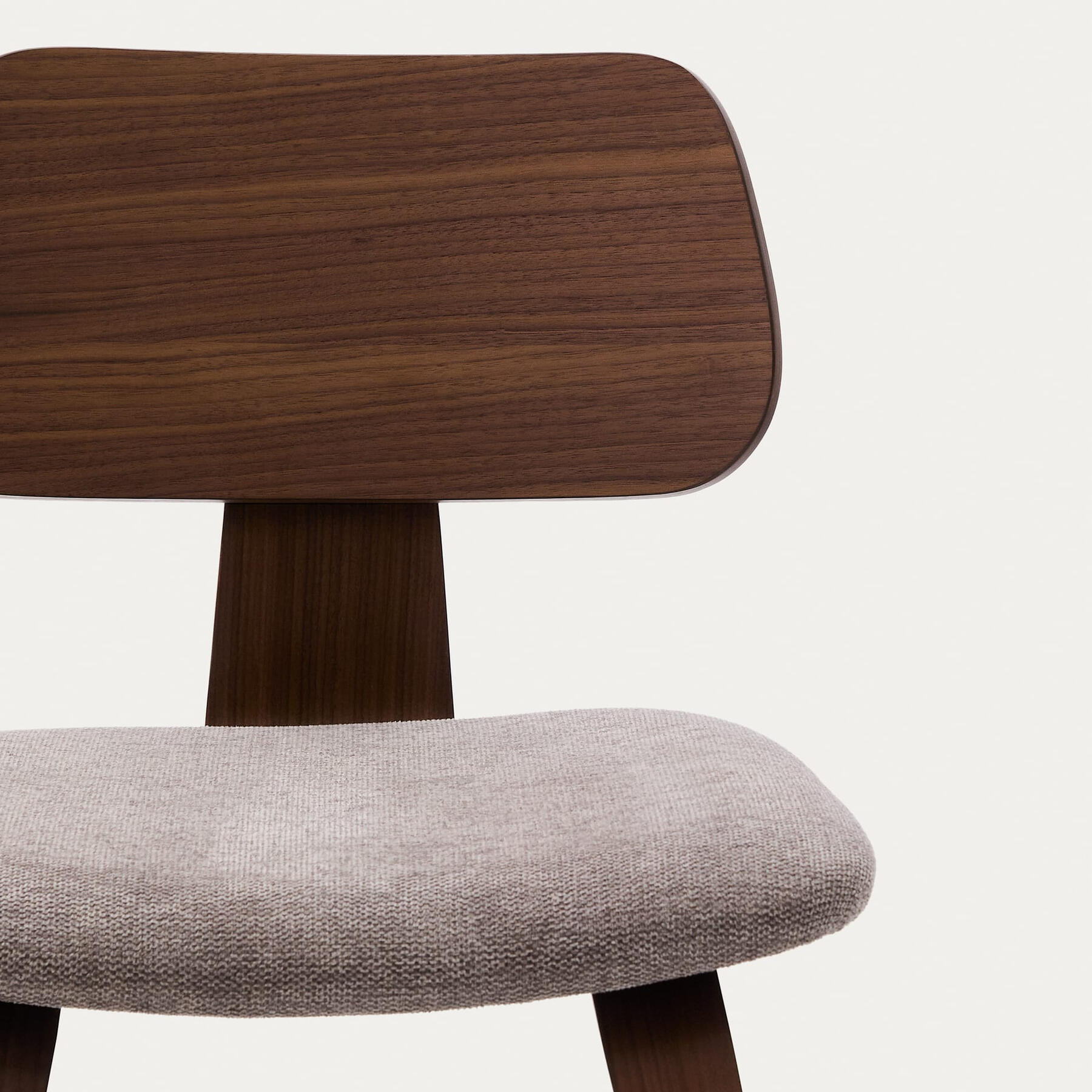 Kave Home Gena Eetkamerstoel - Walnoot / Beige