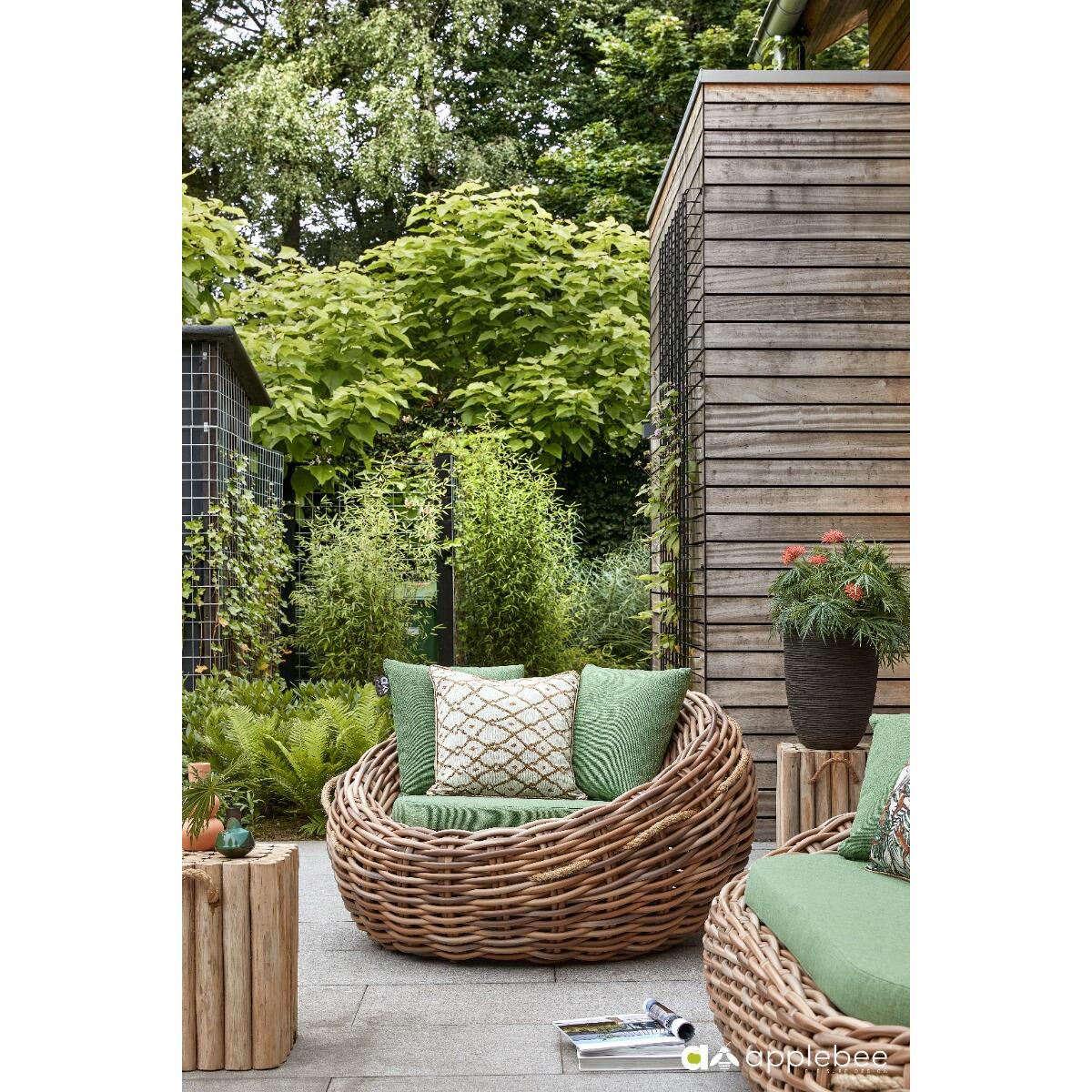 Apple Bee Cocoon Lounge Chair 130 cm