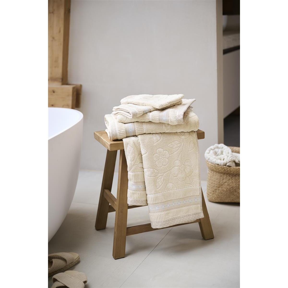 Pip Studio Jasmin Jacquard - Douchehanddoek - Zand - 55x100 cm