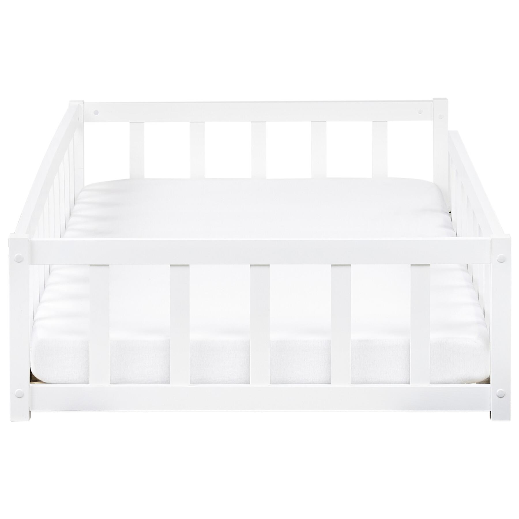 Beliani - MEYMAC - Kinderbed - Wit - 90 x 200 cm - Dennenhout