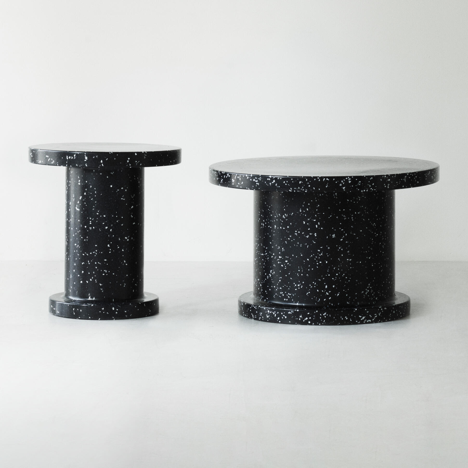  Normann Copenhagen Bit Bijzettafel Ø 75 cm - Zwart