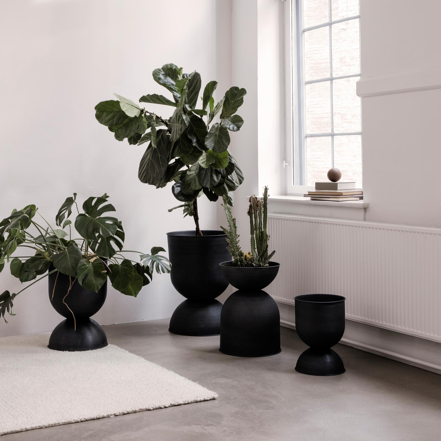 ferm LIVING Hourglass Pot S