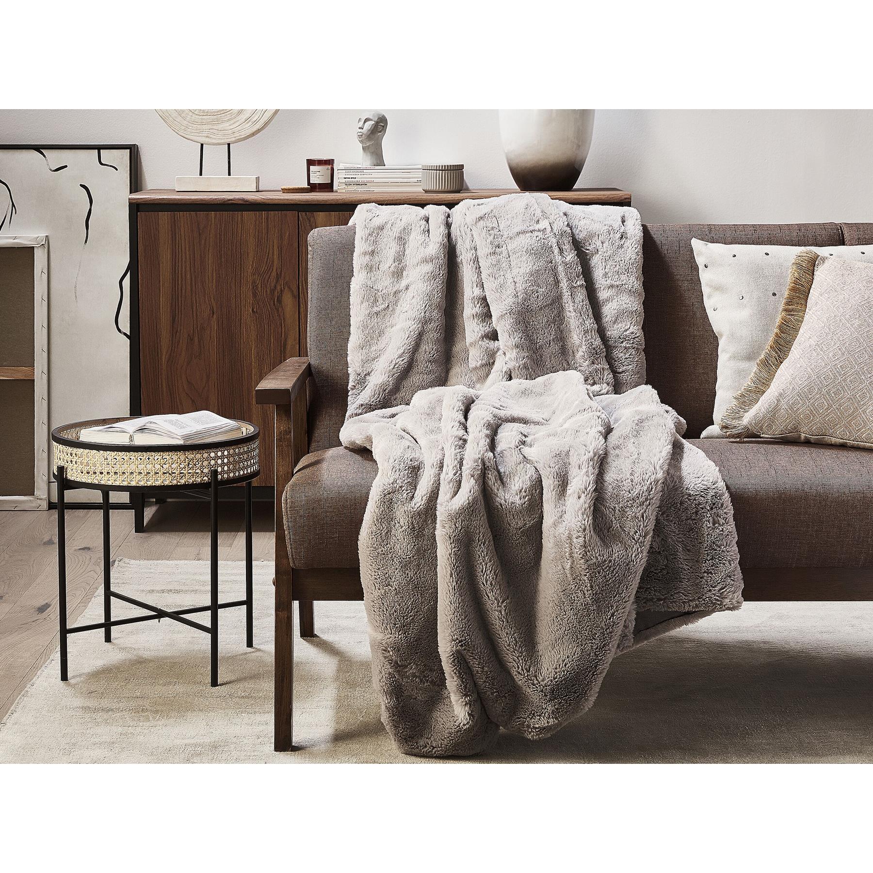 Beliani - CHAAB - Plaid - Grijs - 150 x 200 cm - Polyester