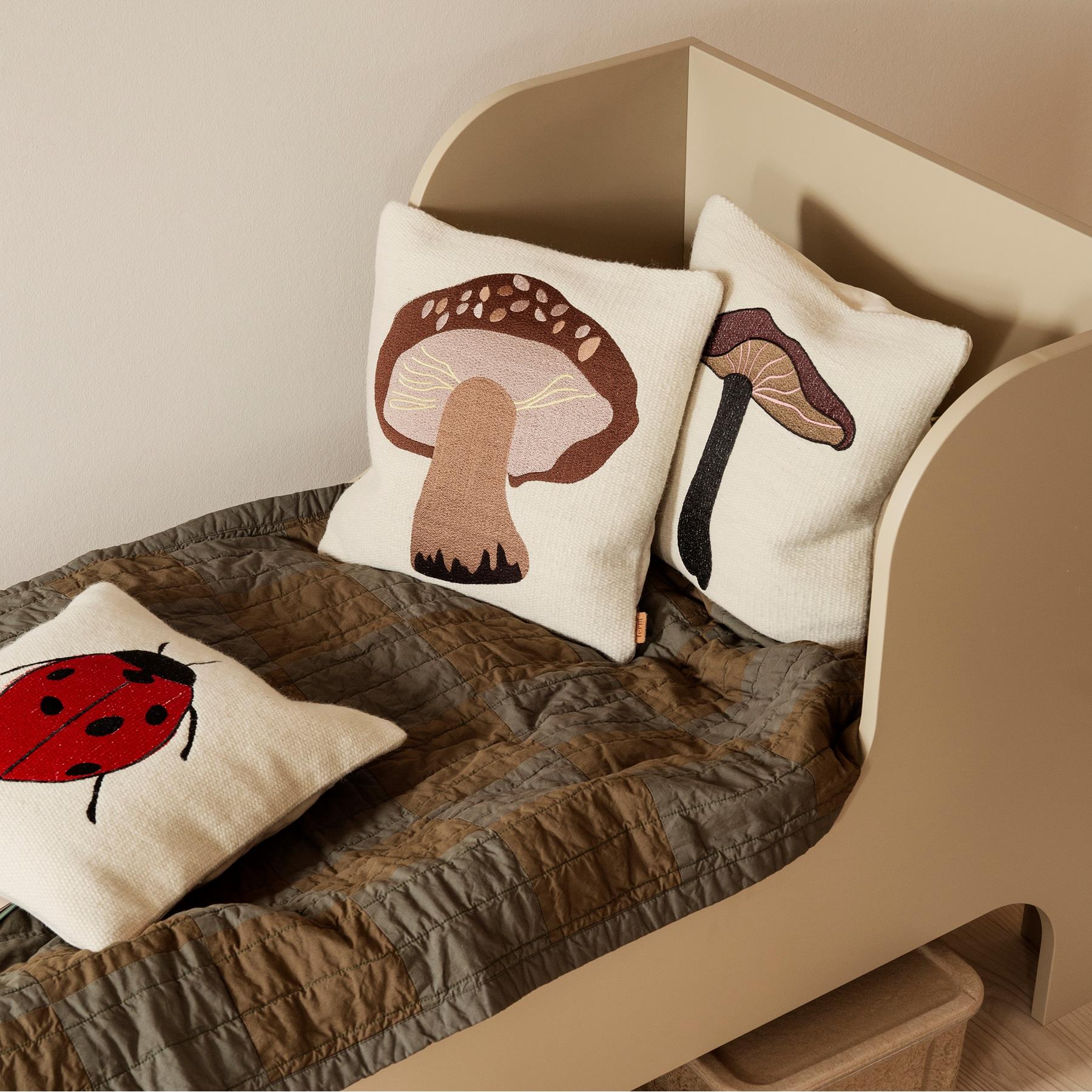 ferm LIVING Forest Sierkussen - Porcini