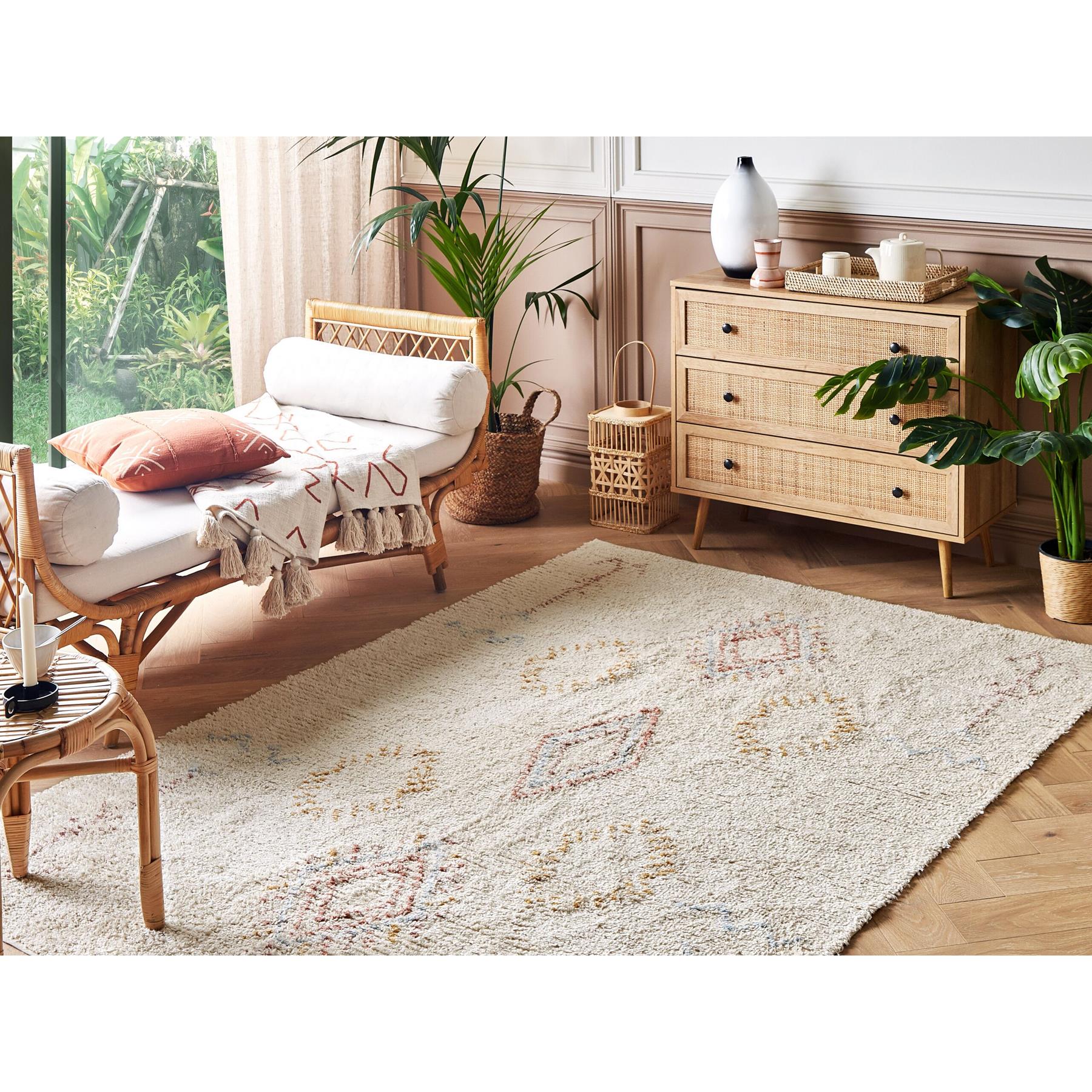 Beliani-BETTIAH-Laagpolig vloerkleed-Beige-140 x 200 cm-Katoen