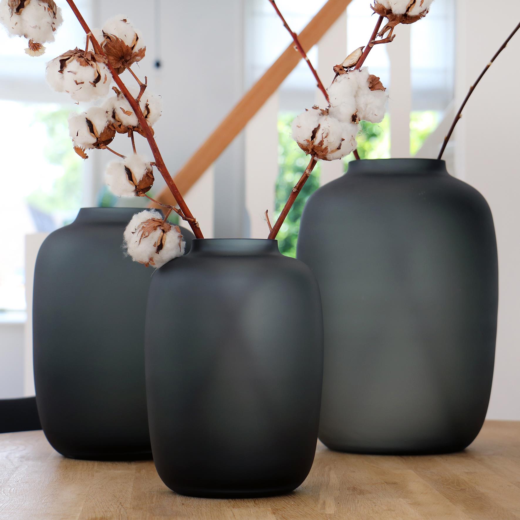 Vase The World Artic Vaas M - H 35 x  Ø 25 cm - Satin Grey