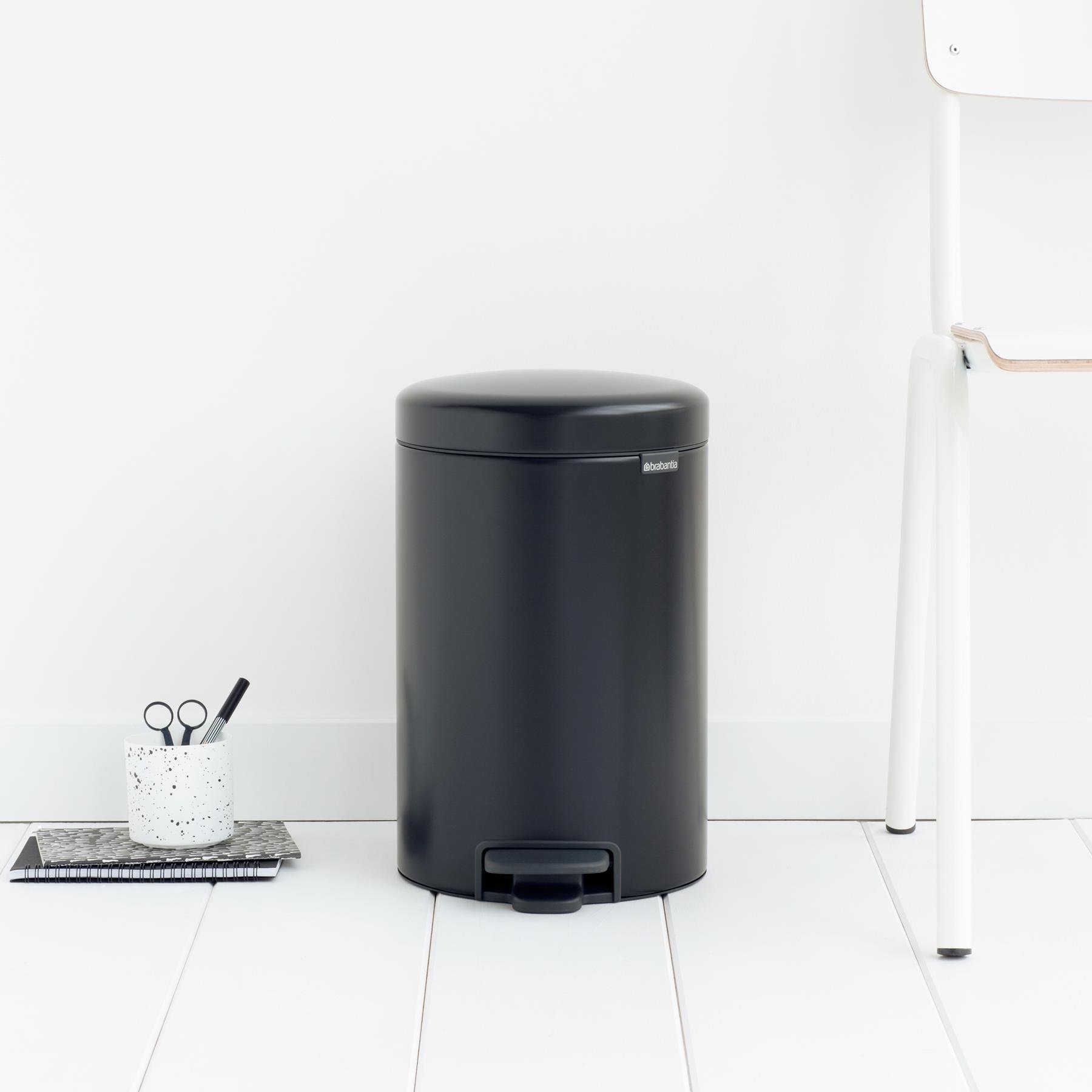Brabantia NewIcon Pedaalemmer 12 L - Mat Zwart