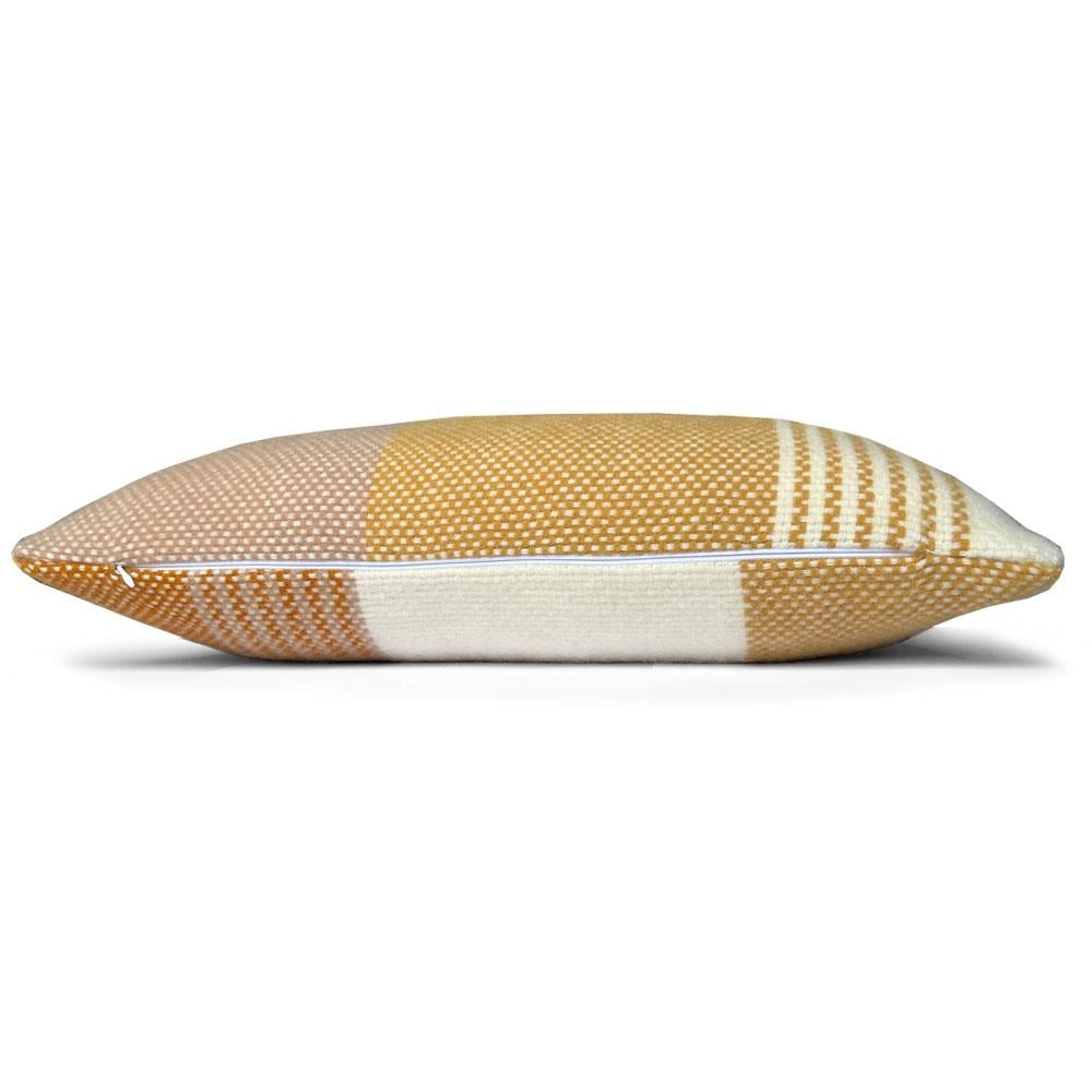 Malagoon Festivity Wool Sierkussen - Yellow
