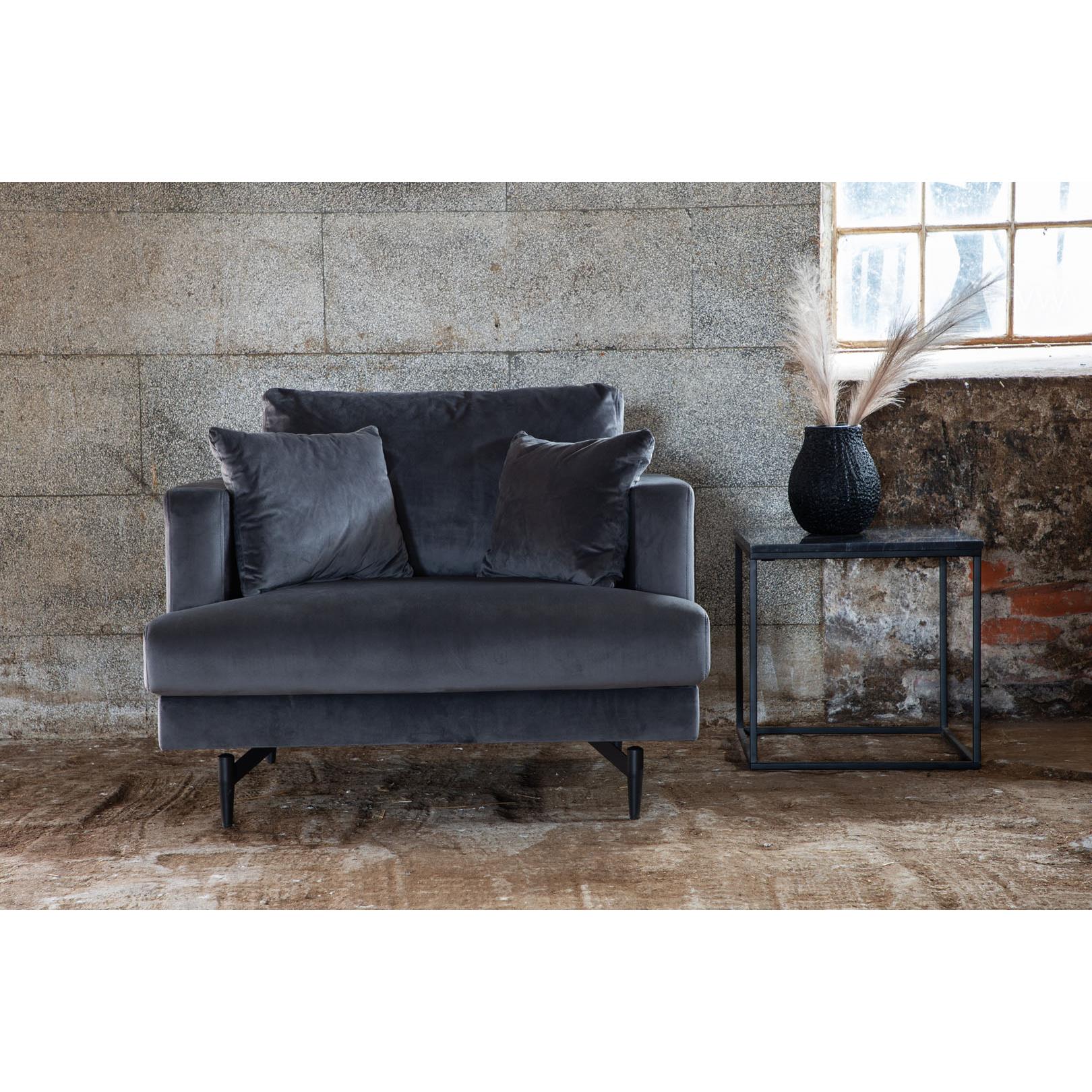 Hioshop Sofia fauteuil velours donkergrijs.